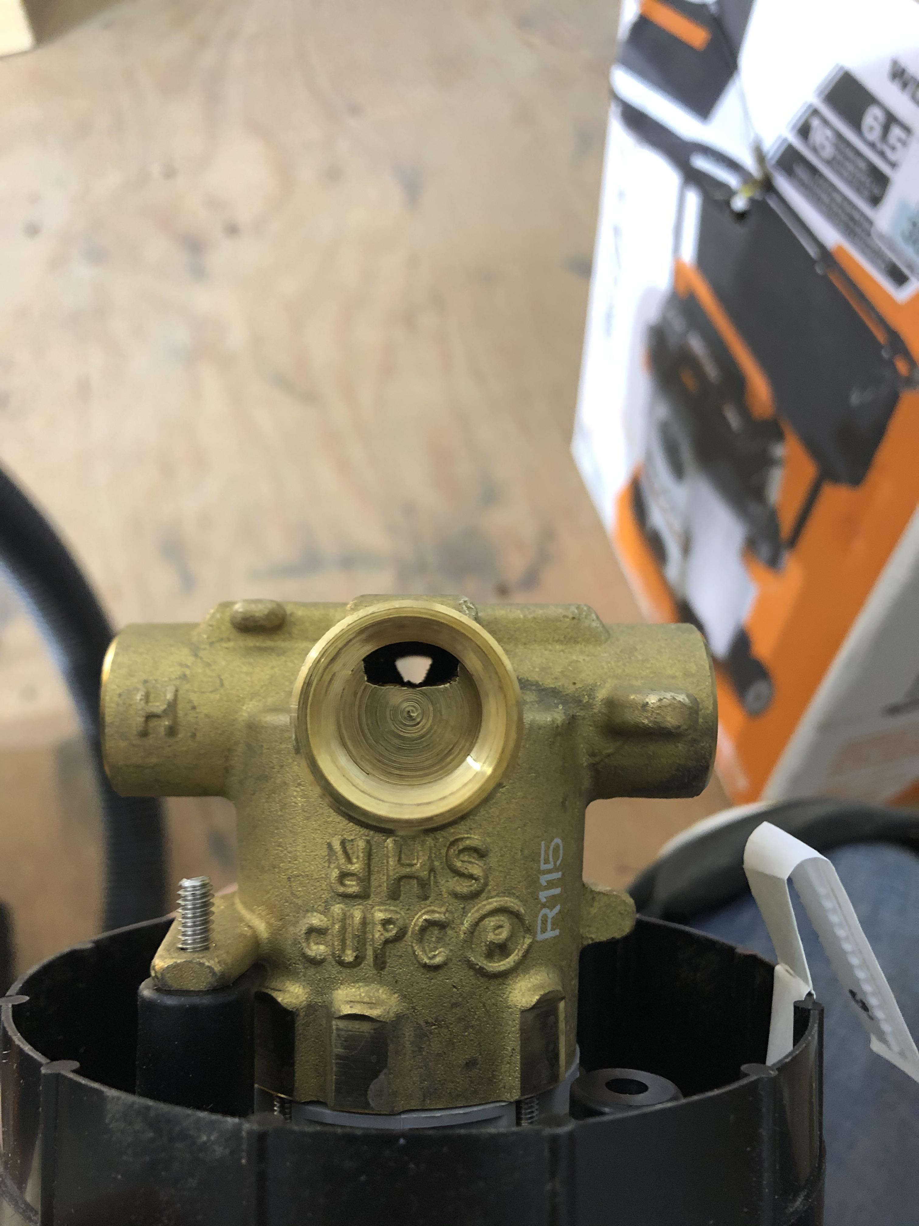 Is the shower connection on this mixing valve supposed to be partially