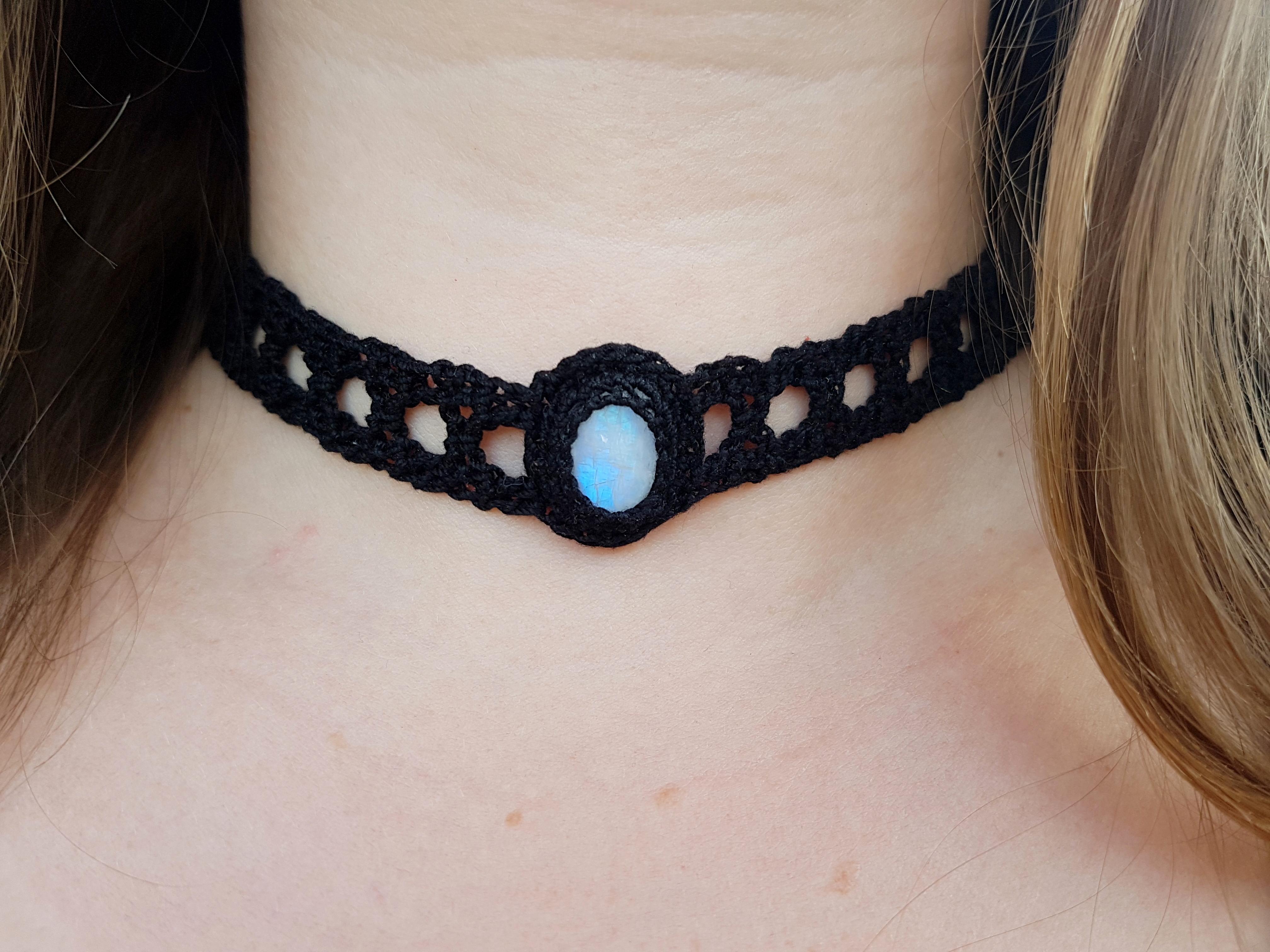 I made a moonstone necklace. r/crafts