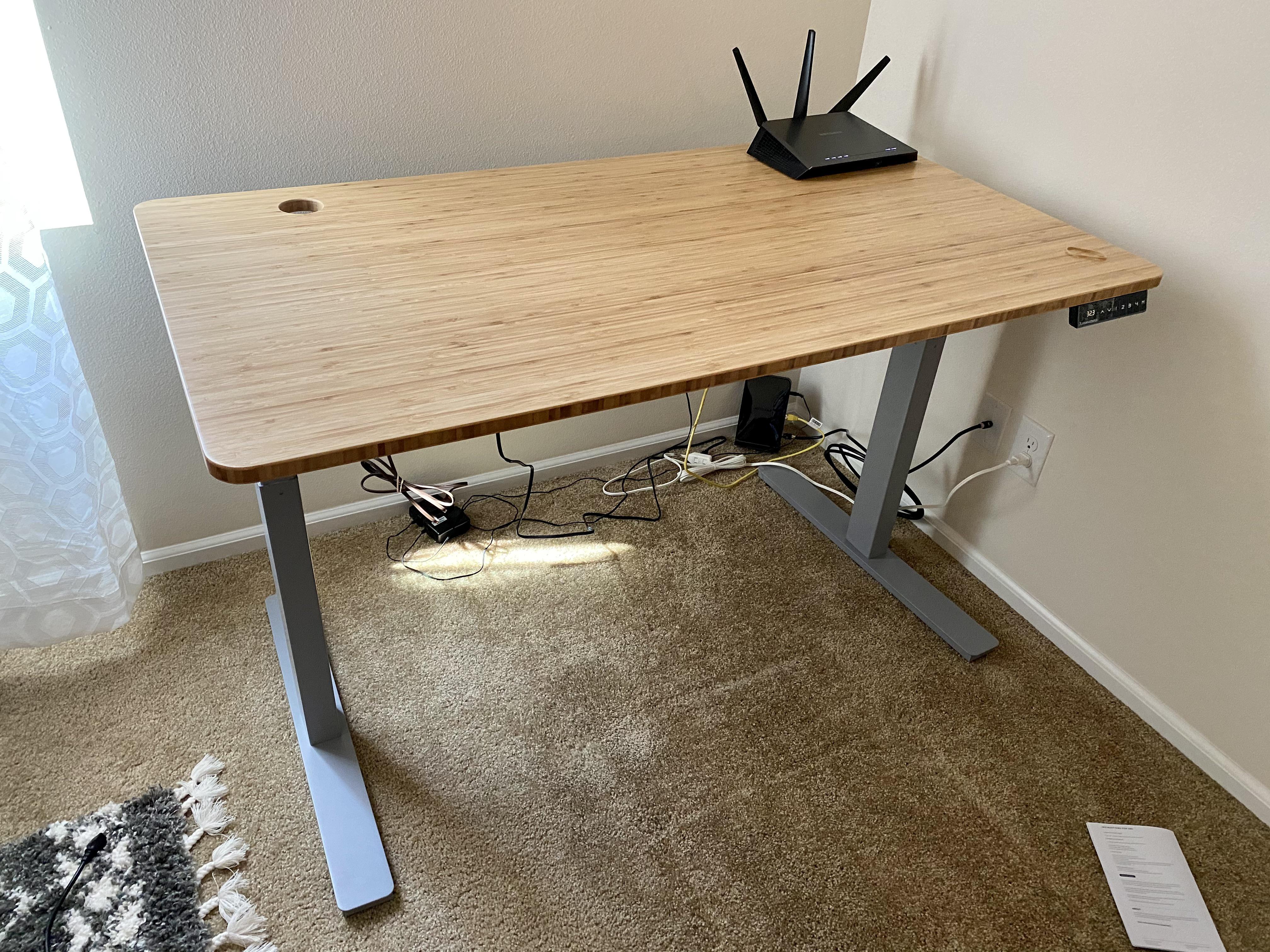 New desk, who this? r/StandingDesk