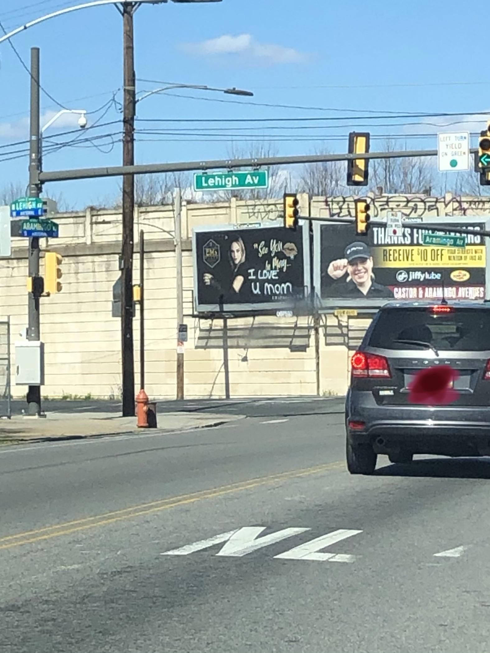 Only in Port Richmond... r/philadelphia