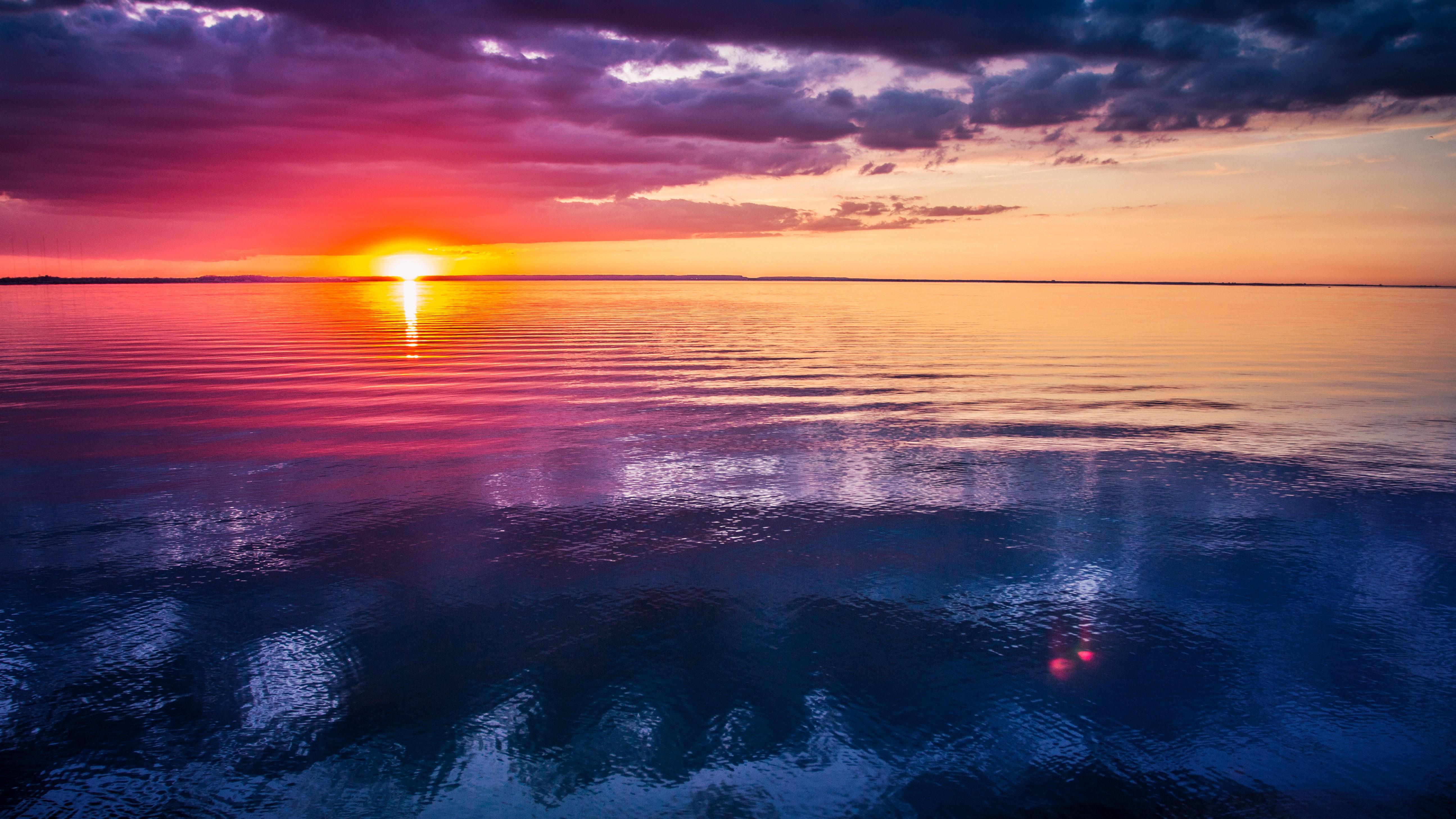 Sunset on Lake Ontario, Canada [5181x2914] [OC] r/sunset