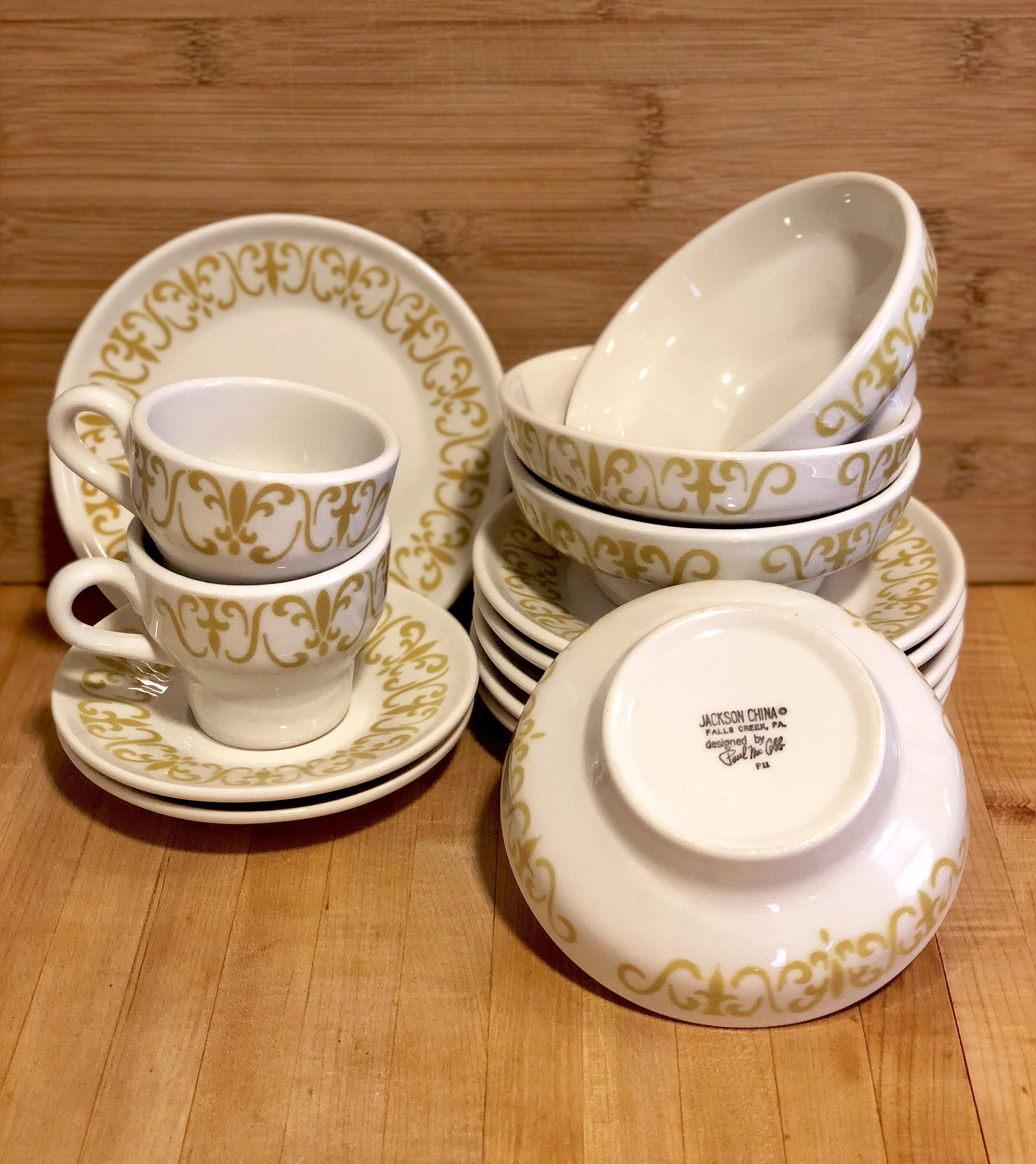 Jackson China by Paul McCobb found at my local thrift store. r/Mid_Century