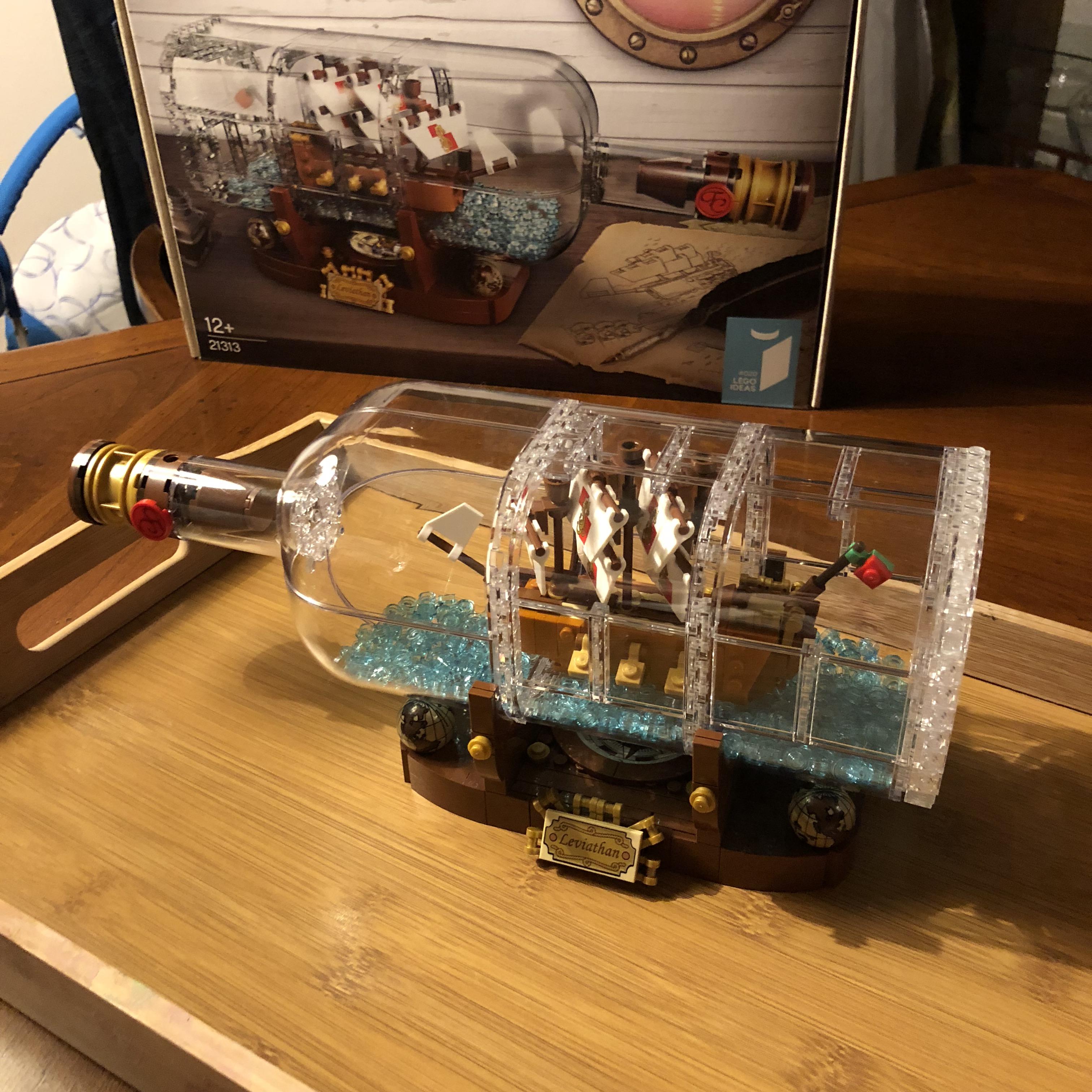 Just finished, approx 2 hours, an amazing display set 21313 r/lego