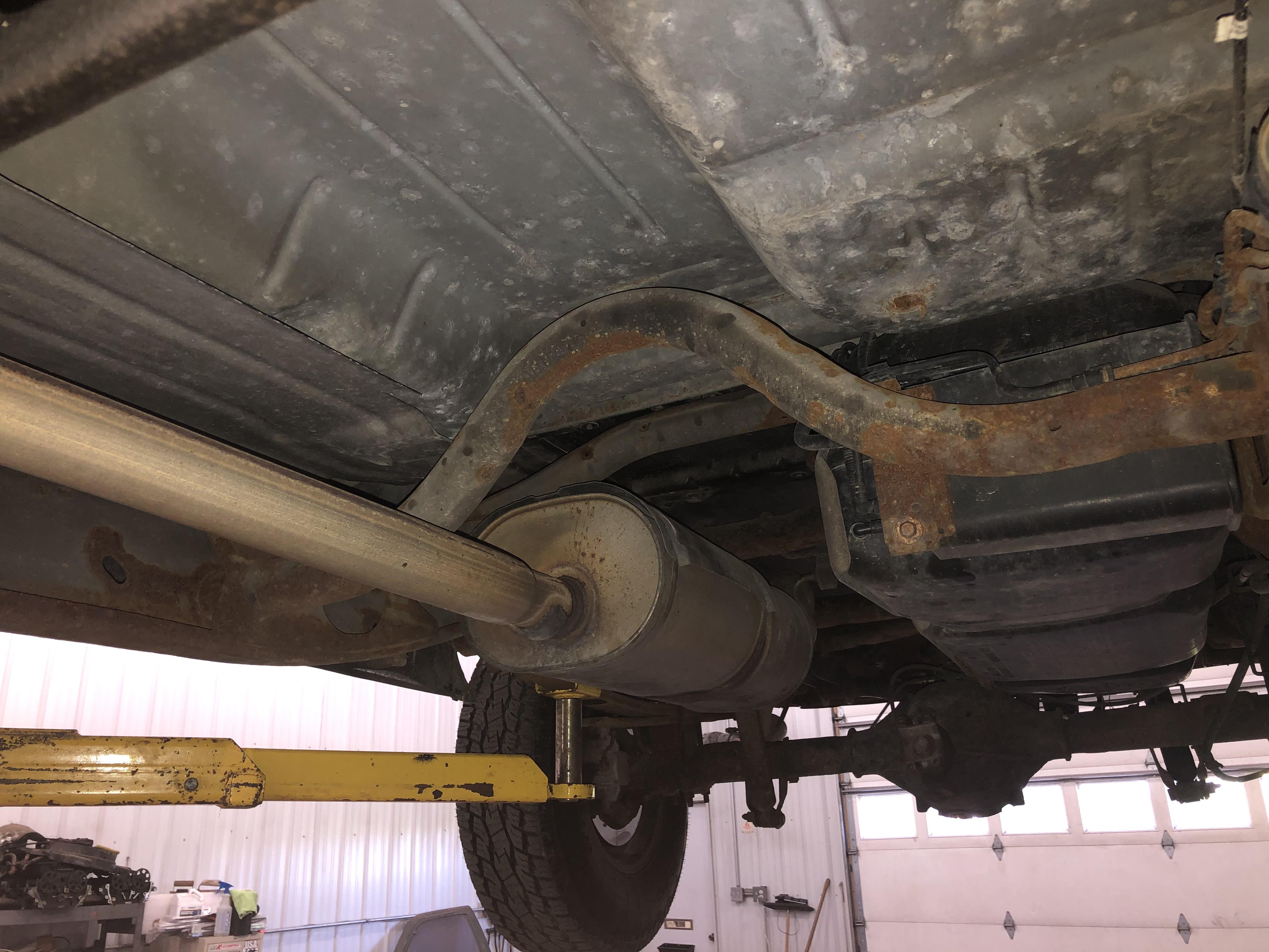 [Meme] hah hah Bluetooth driveshaft go brrrr... : r/Trucks