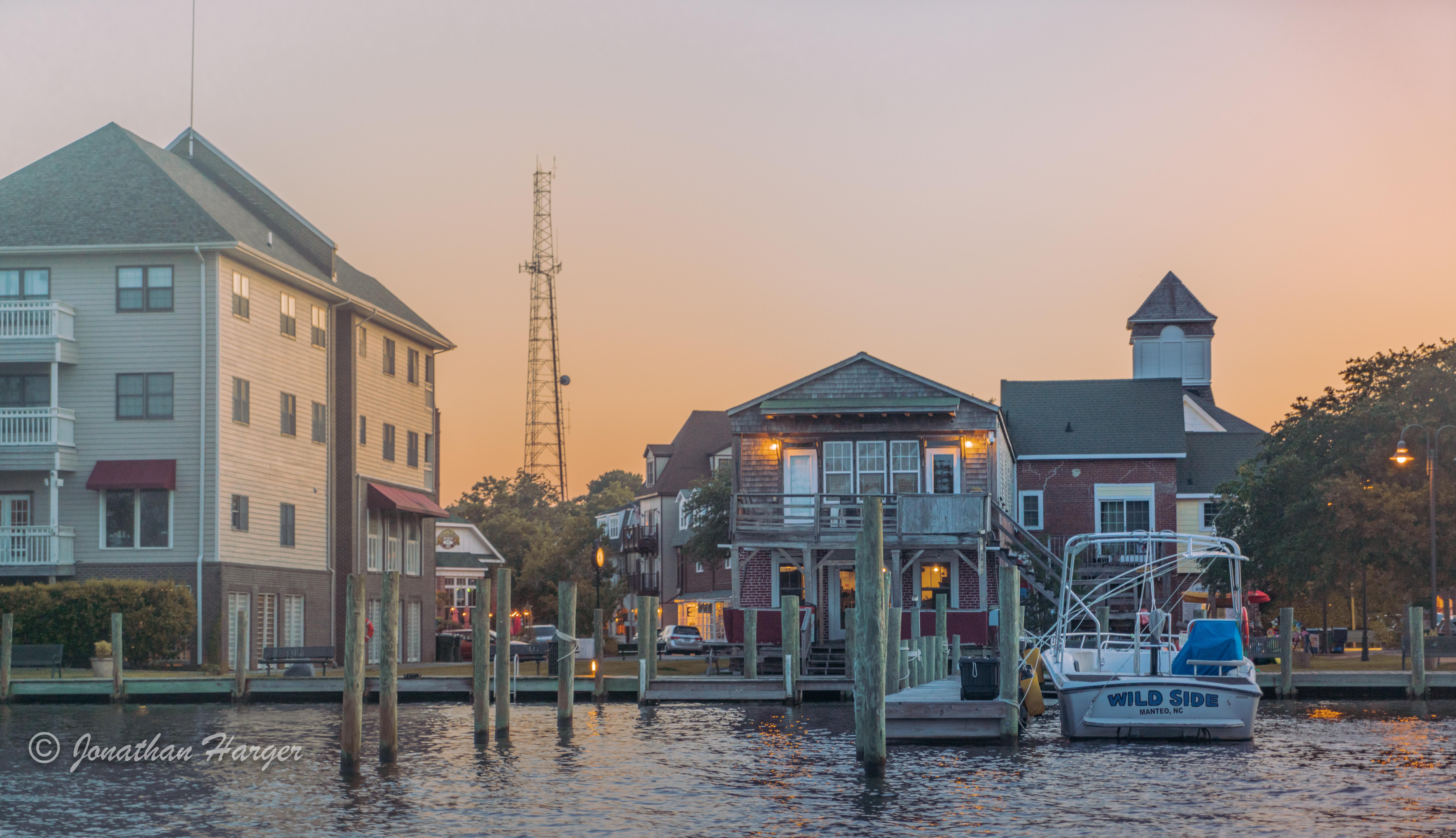 Evening in Downtown Manteo r/obx