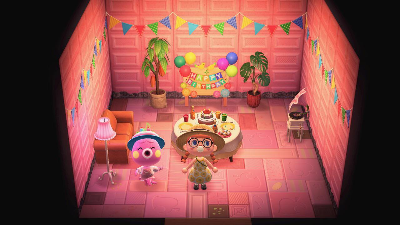 Nobody comes to Marina’s birthday party on my island. At least she gots