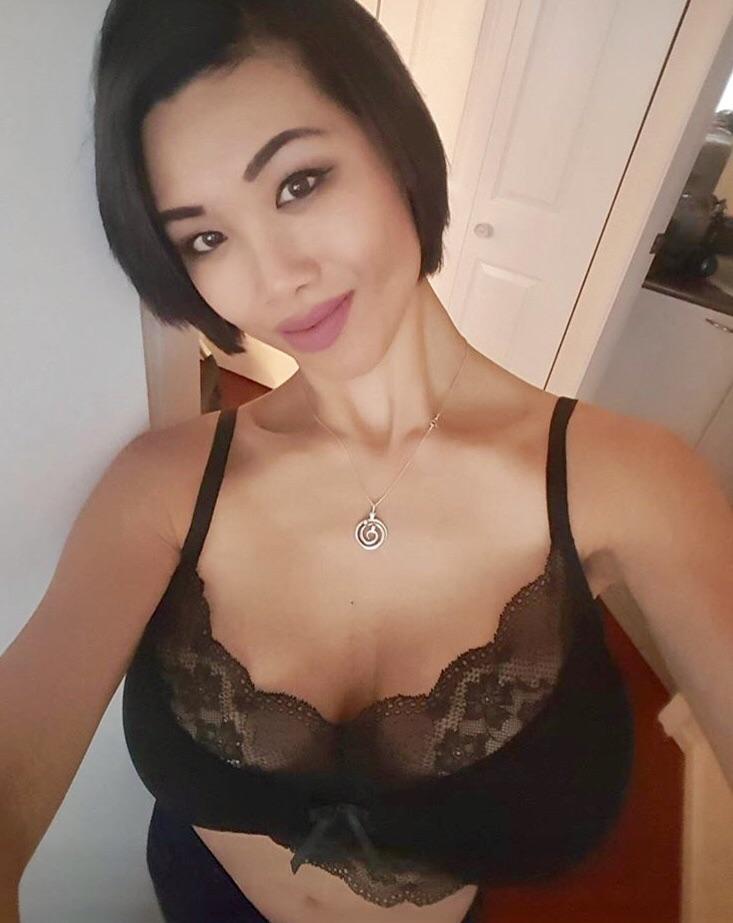 The perfect rack r/juicyasians