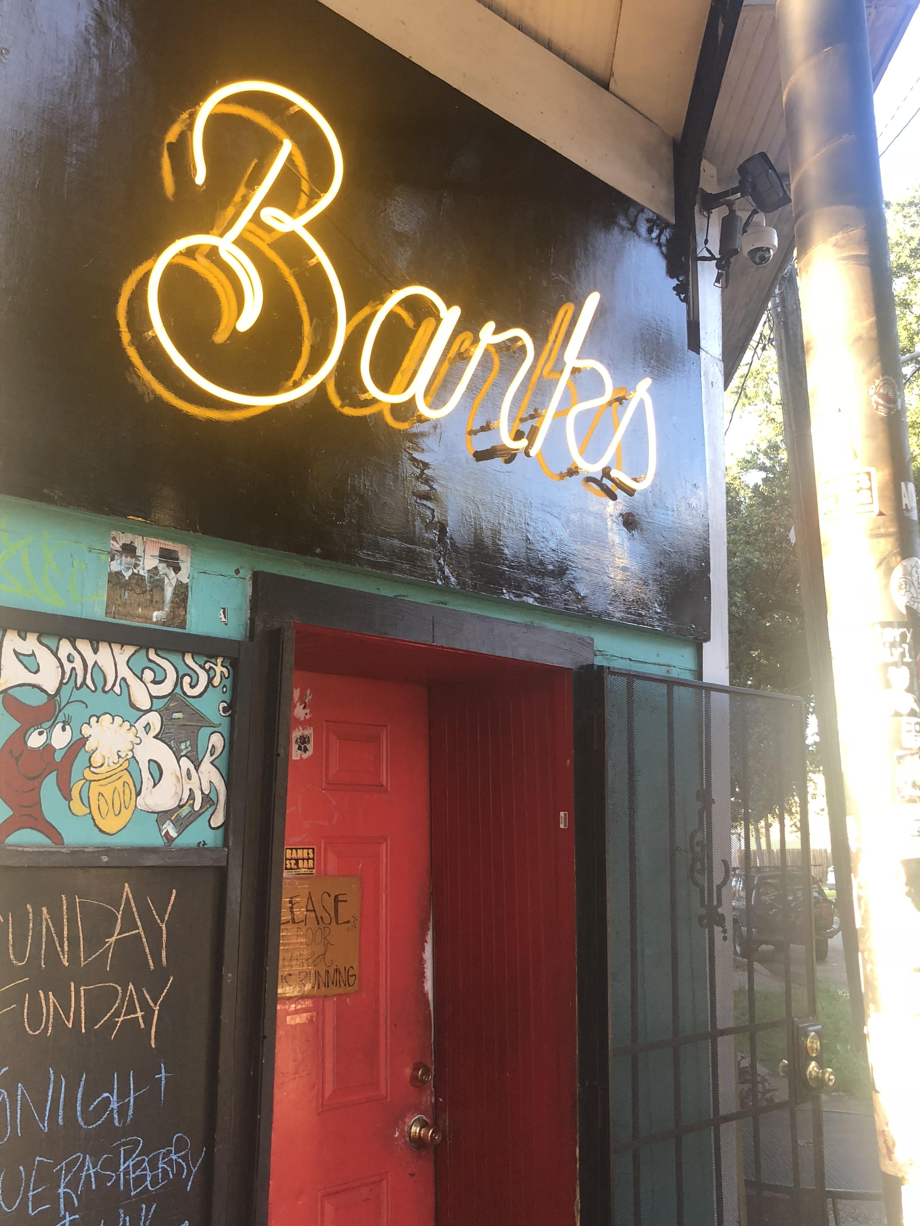 The illiterate bar on banks... Banks st bar new neon sign r/NewOrleans