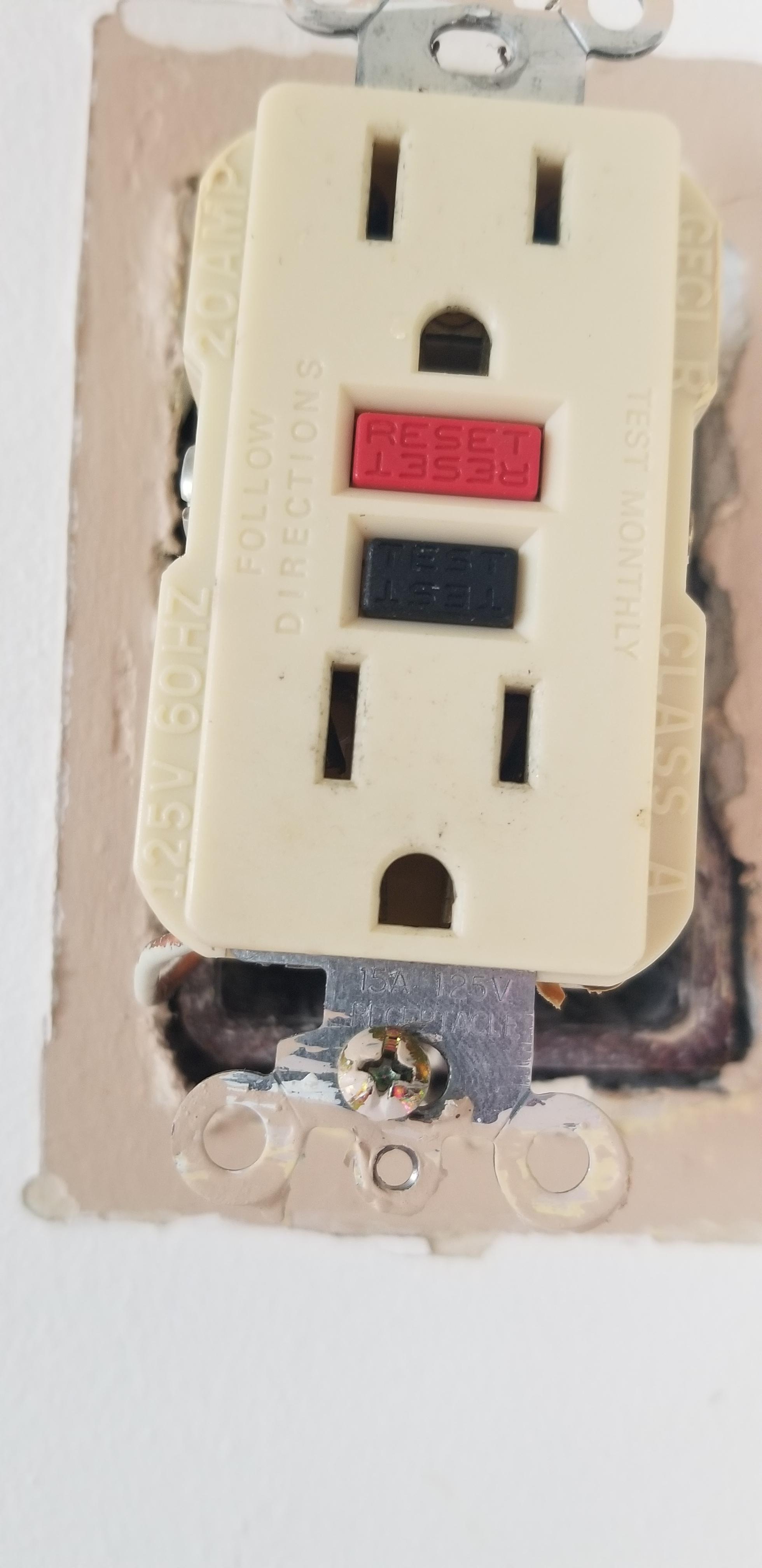 "20A" on side, "15A Receptacle" on bottom metal bracket. Why? : r