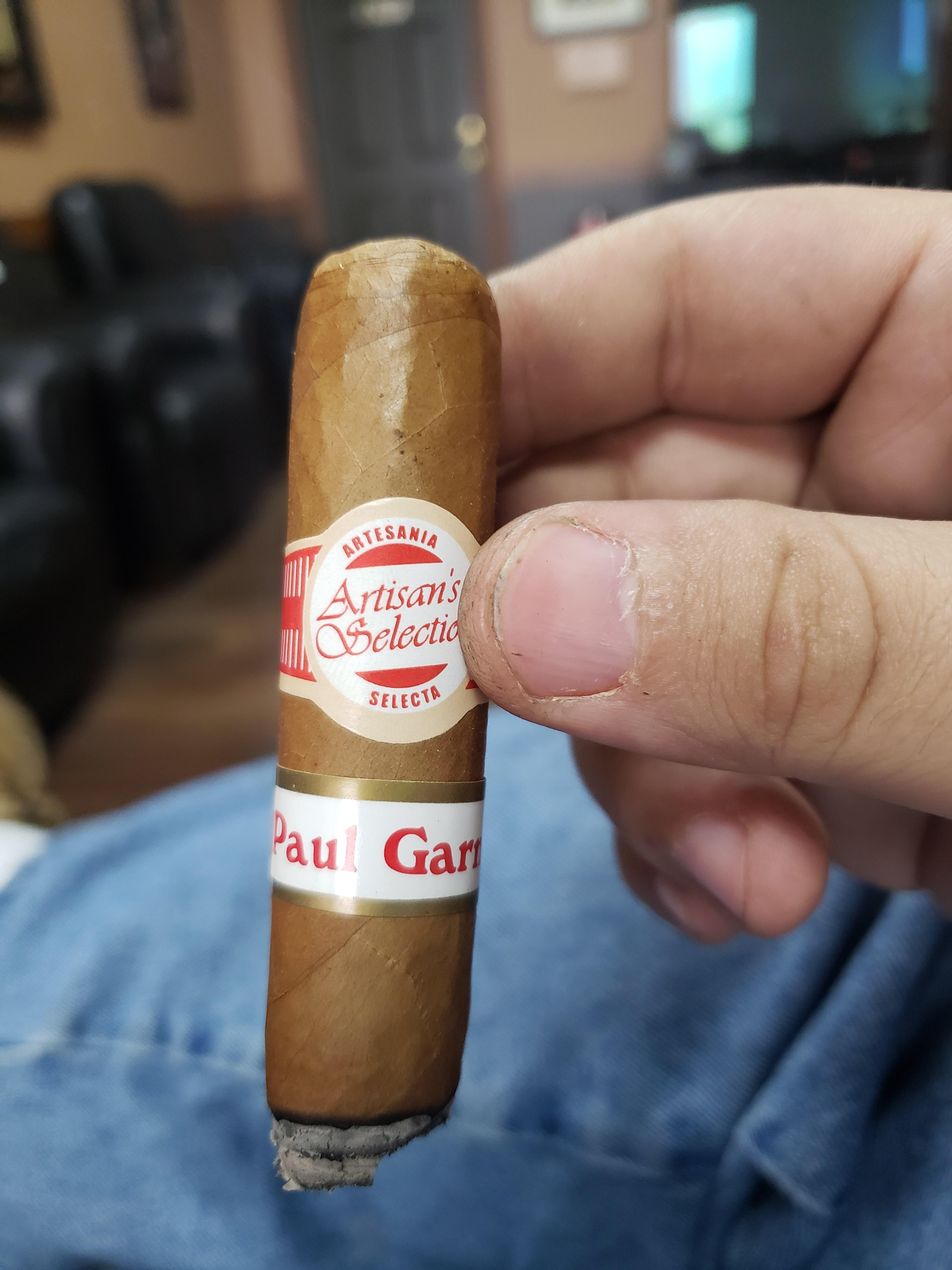 Be warned, this cigar tastes like burning plastic throughout the entire