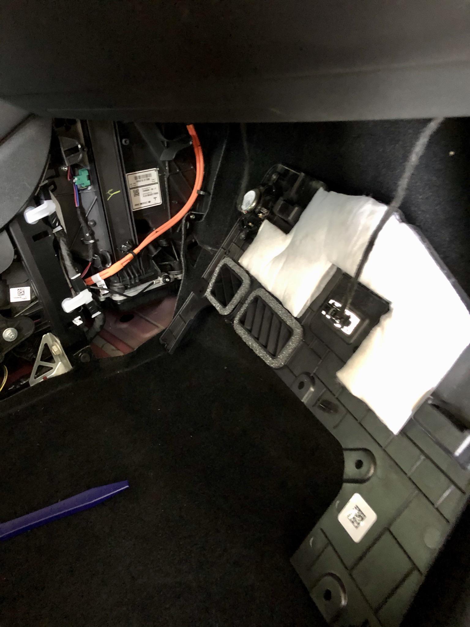 Replacing stinky model 3 cabin air filters with EVtuning HEPA filters