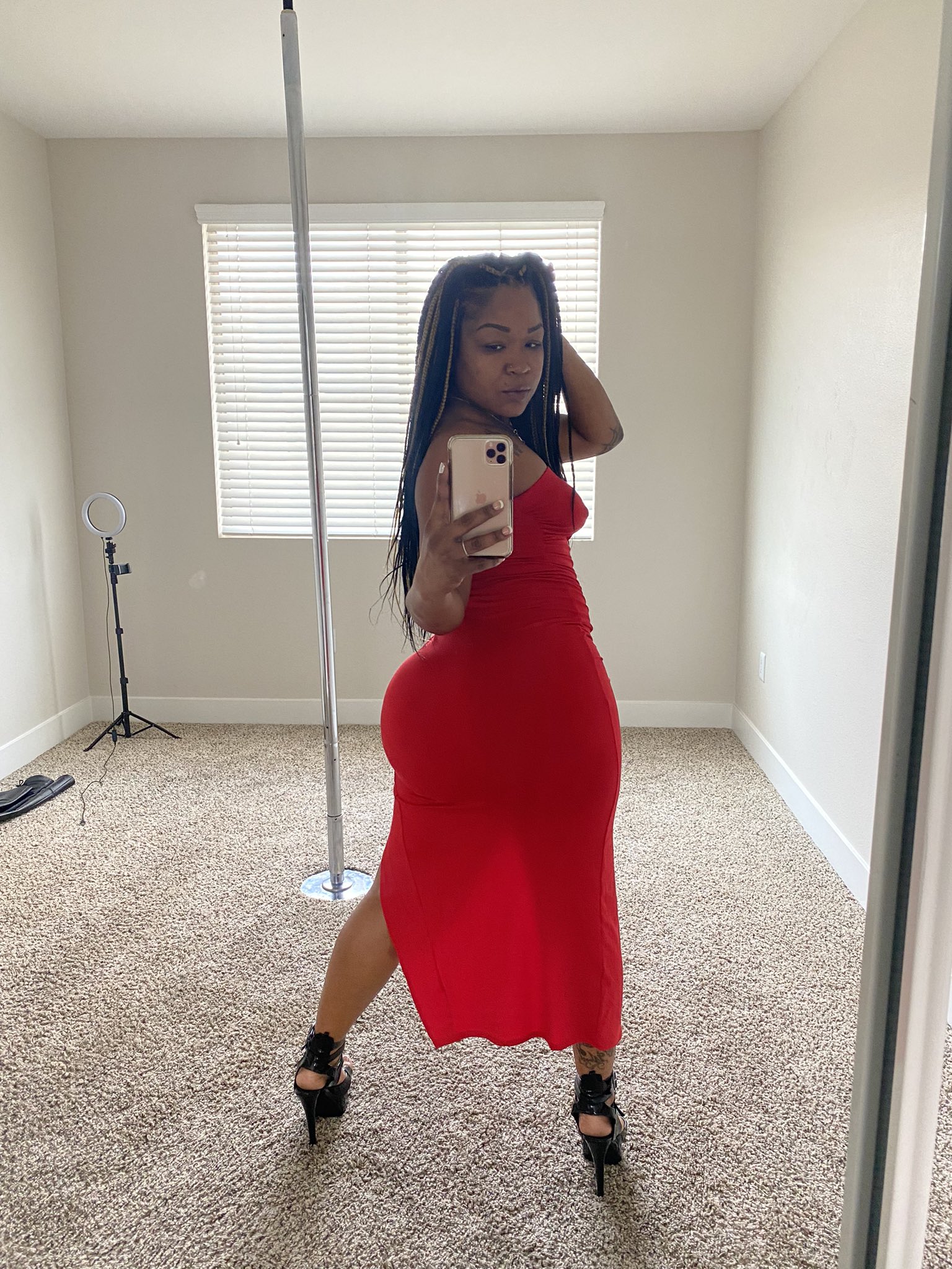 Diamond Monroe : ClassyPornstars