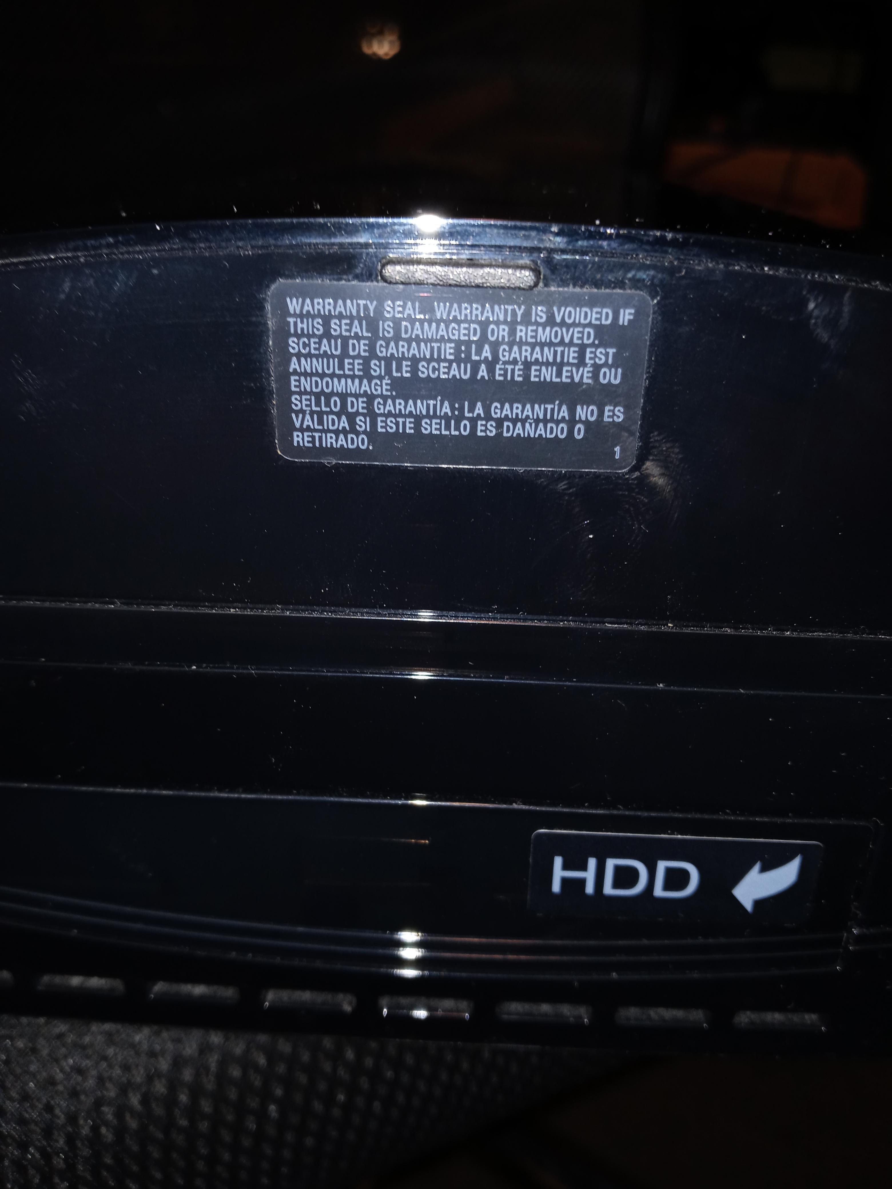 Kinda sad i cracked the warranty sticker r/PS3