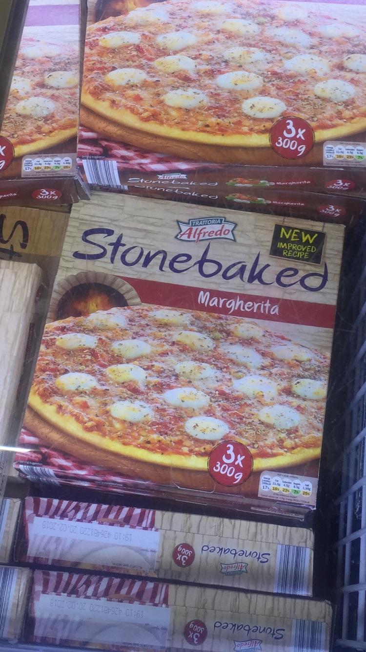 Yeah but is it Pizza by Alfredo or Alfredo's Pizza Cafe? r/DunderMifflin