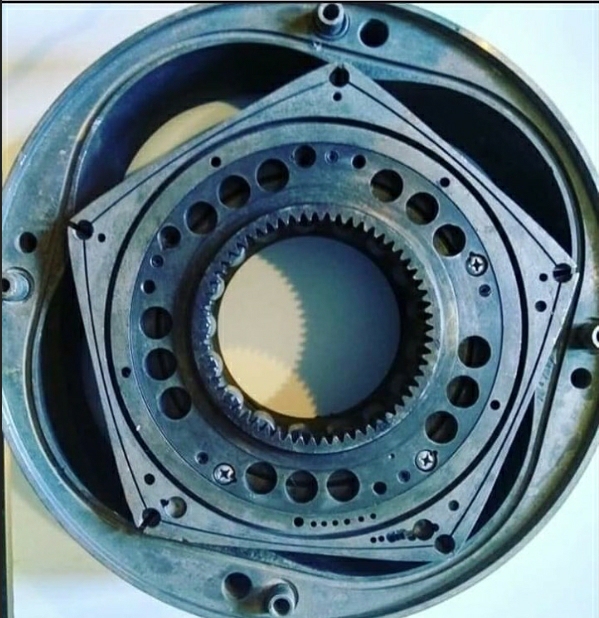 5 Face single rotor used for torpedo application in Russia. Made 730kw