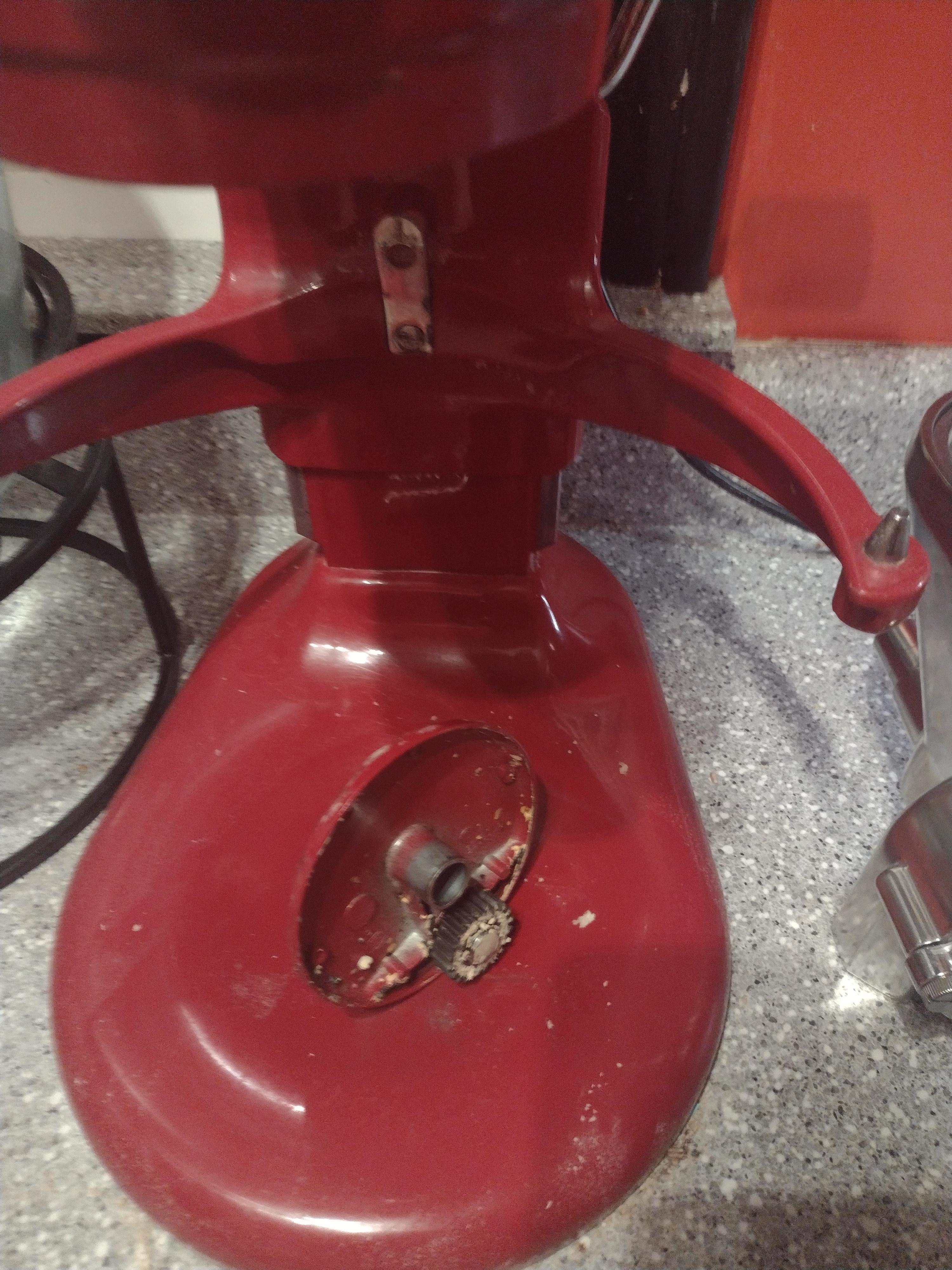 unit fell off KitchenAid bowl lift mixer r/Kitchenaid
