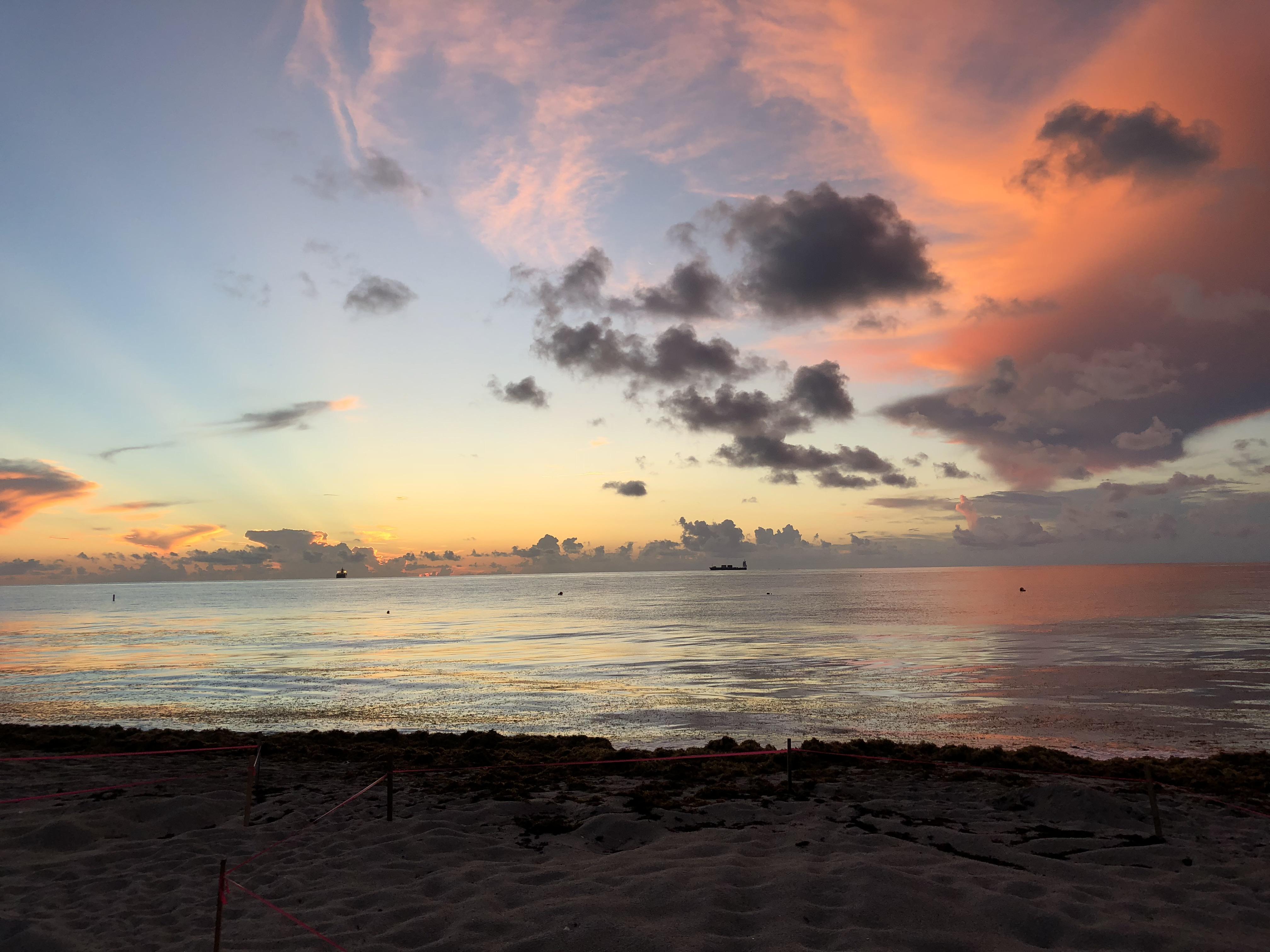 Sunrise on Fort Lauderdale Beach r/SunriseSunset