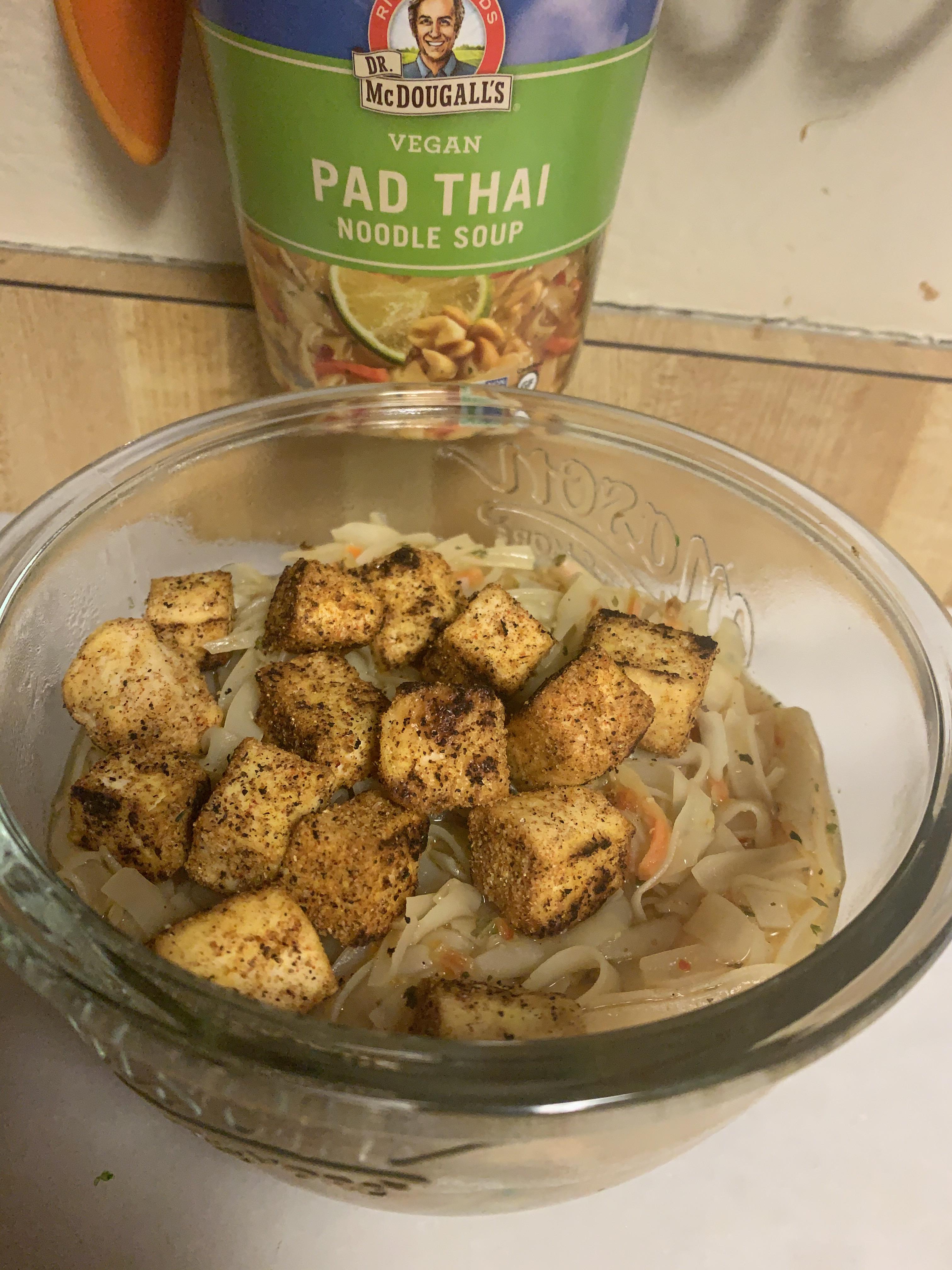 Dr. McDougall's pad thai noodle soup served over 85g broccoli and