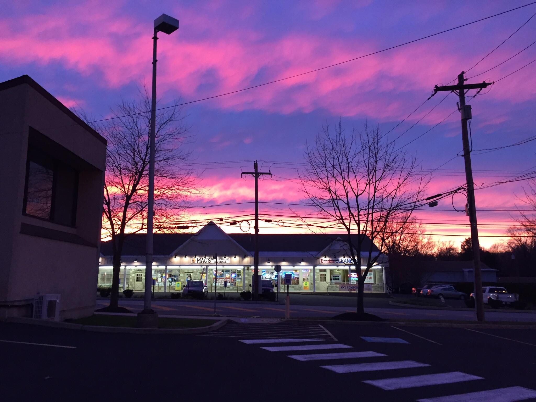 Sunset in Maple Glen, PA r/pics