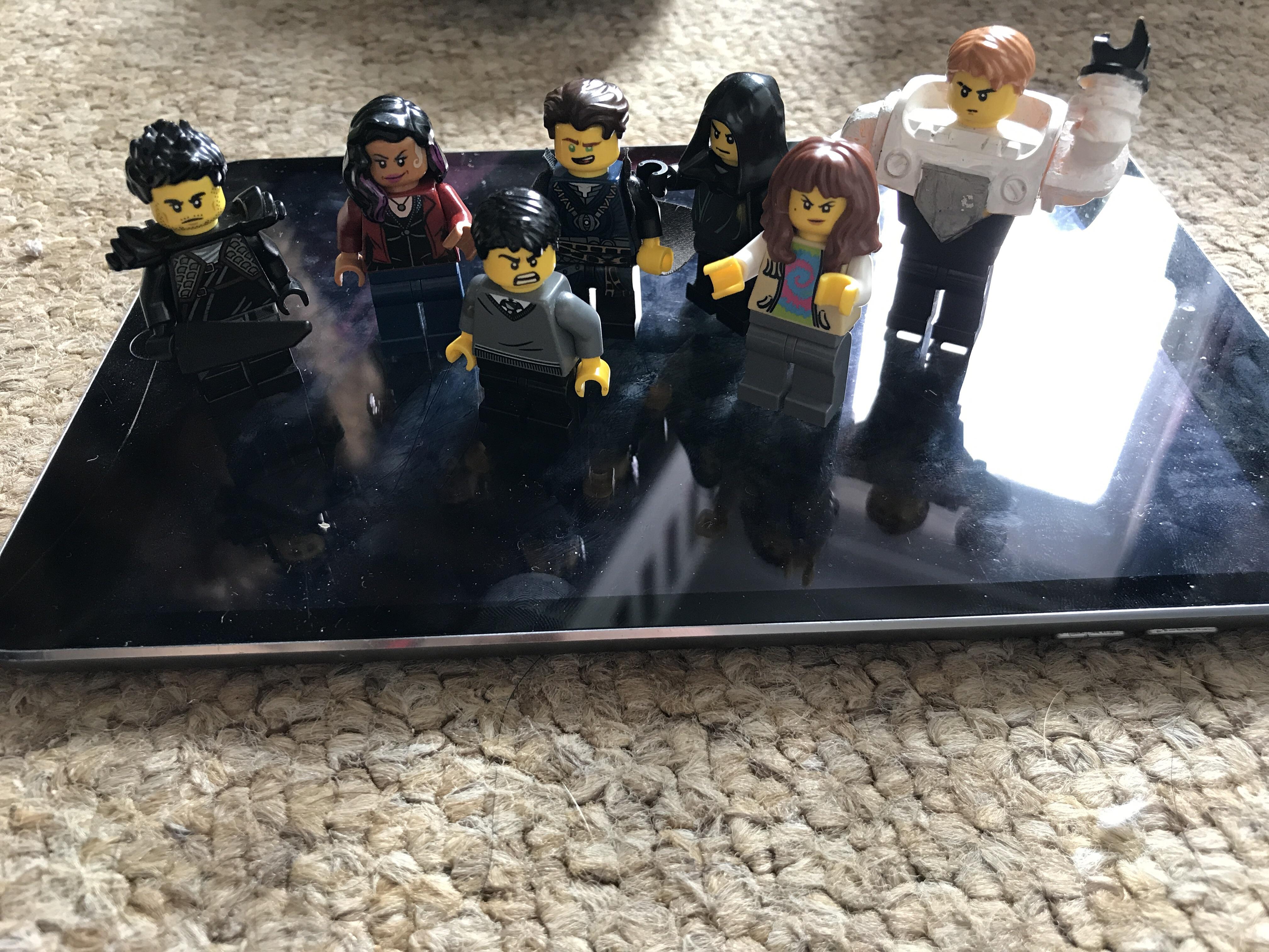 Lego Umbrella Academy r/UmbrellaAcademy