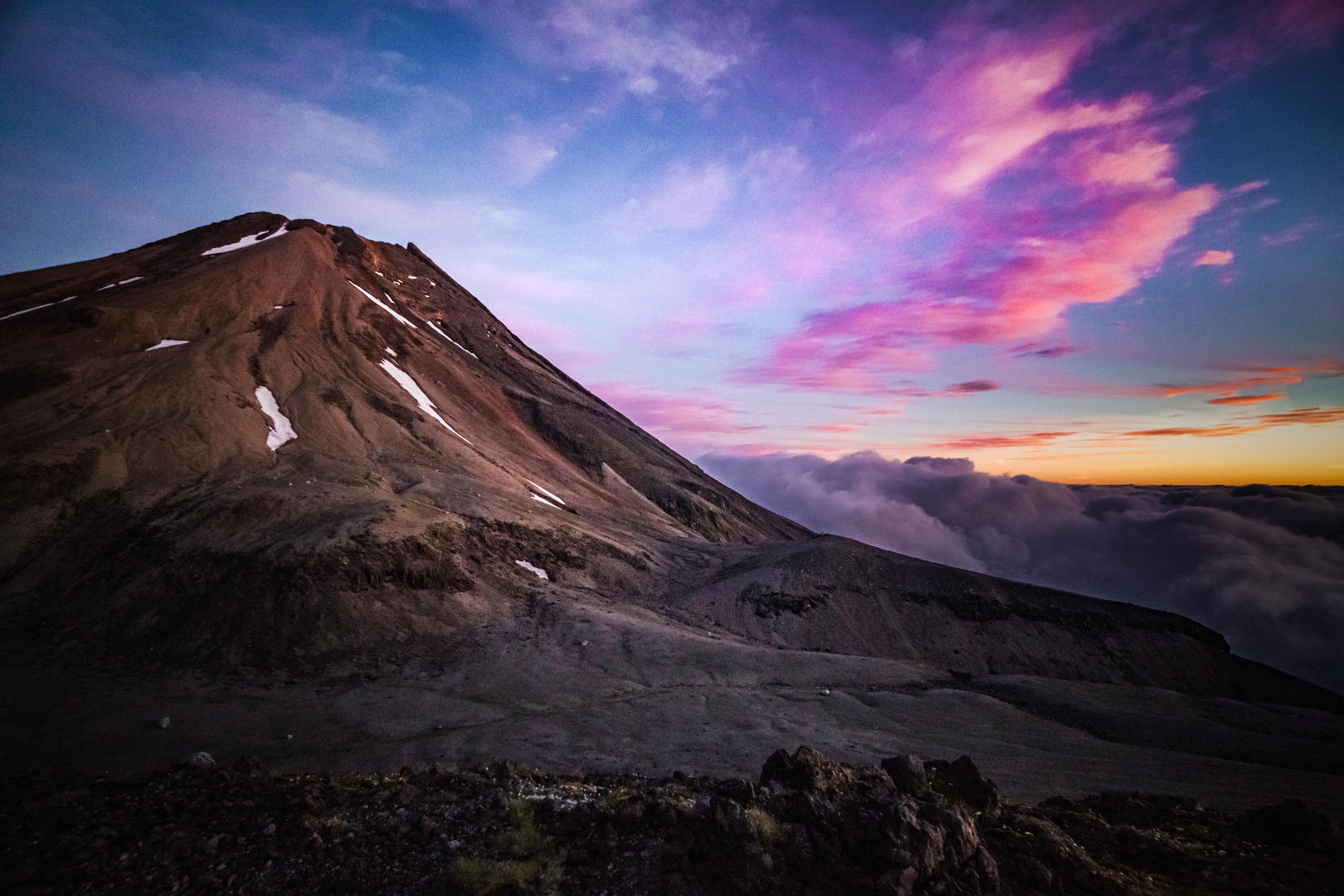 Mt Taranaki Sunset New Zealand [6000x4000] [OC] r/EarthPorn