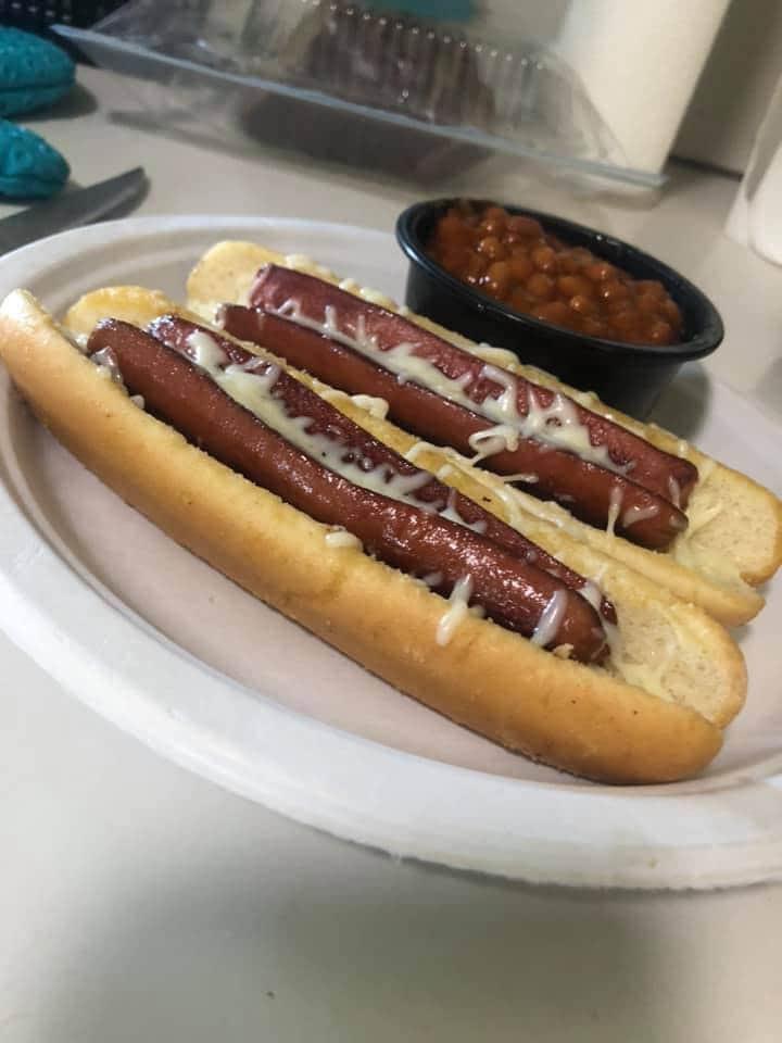 Olive garden breadstick hot dogs r/shittyfoodporn