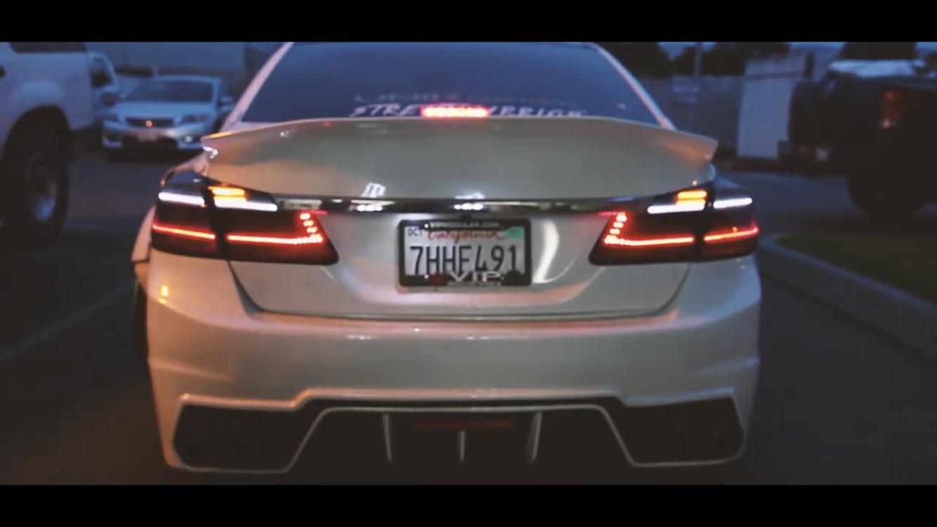 Anyone know where I can get a bumper like this? : r/Honda