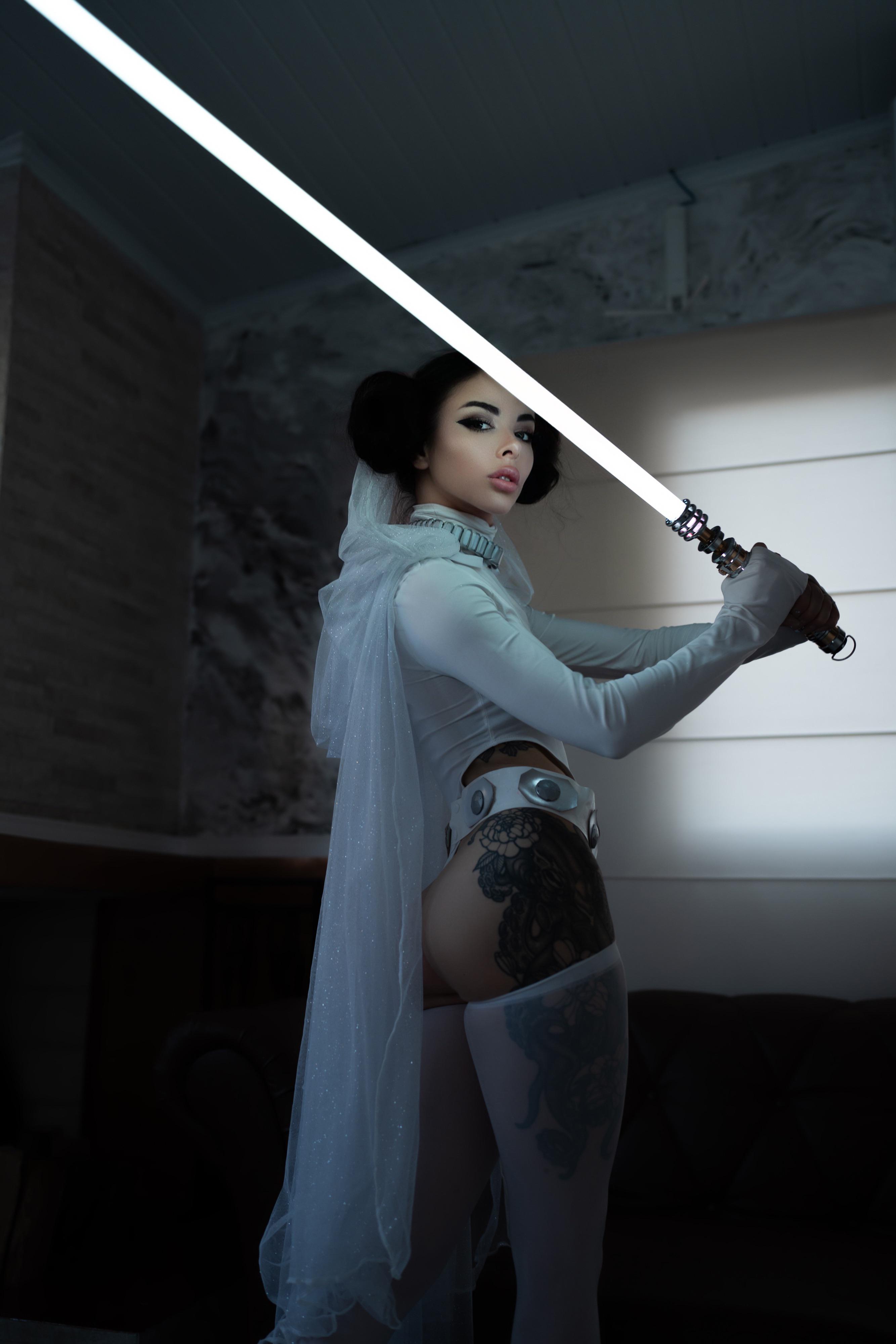 Amanda Welp as Princess Leia : AmandaWelp