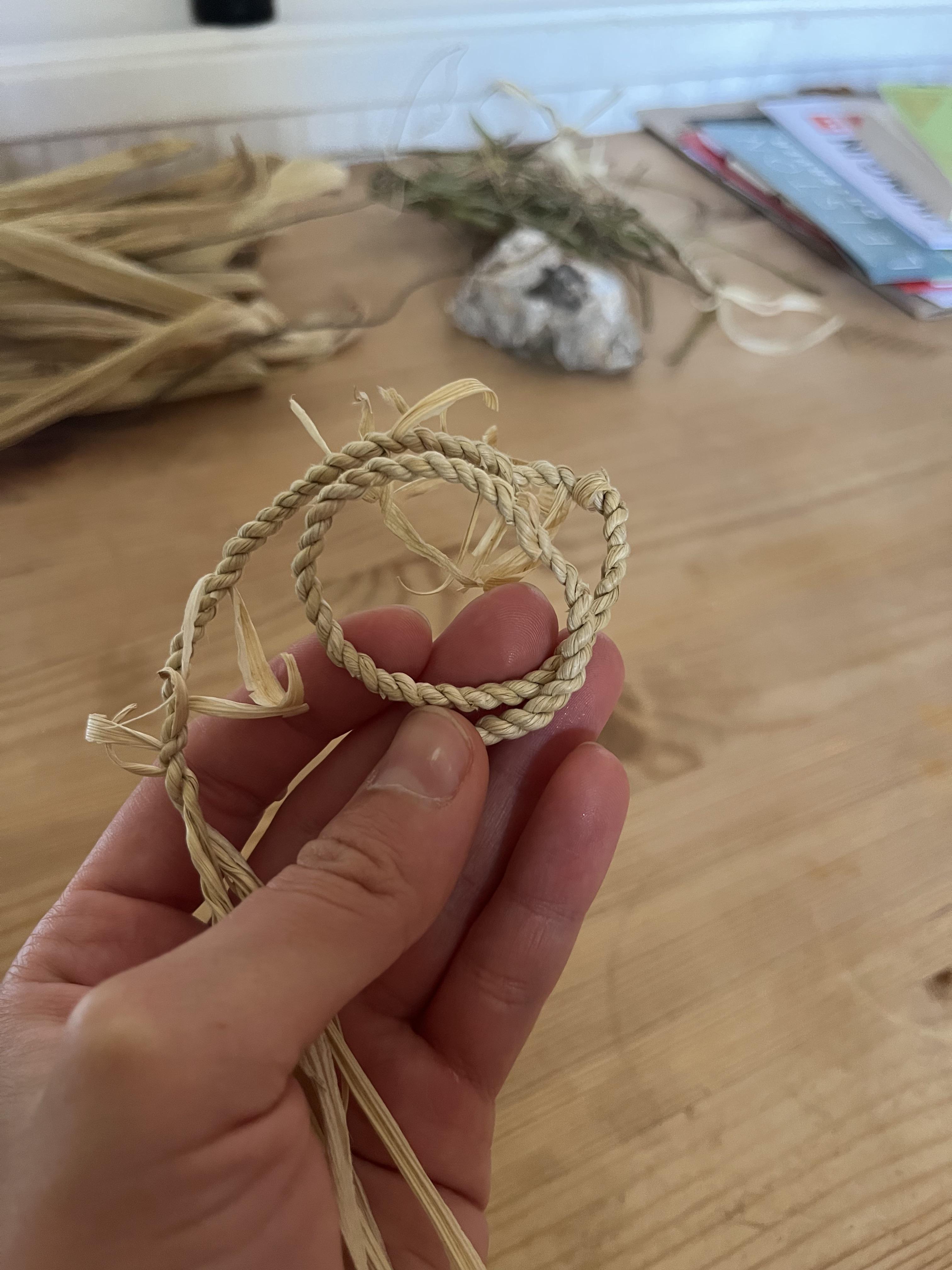 corn husk string making r/crafting