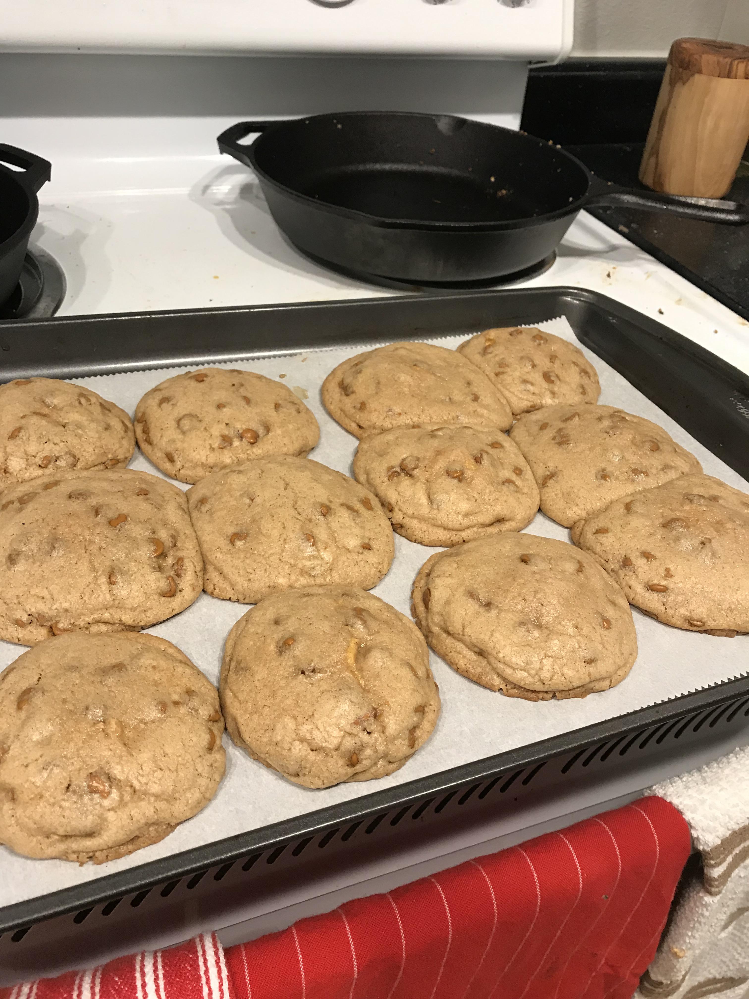 Pumpkin Spice Cookies With Cream Cheese Chips The Cake Boutique