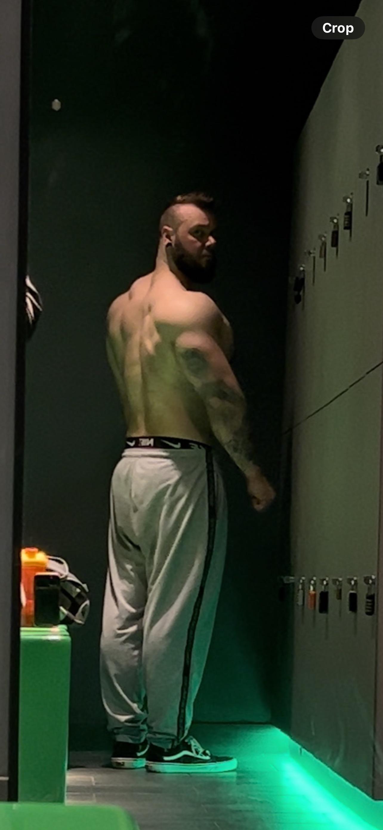 Back day ticked off : Gaybodybuilders