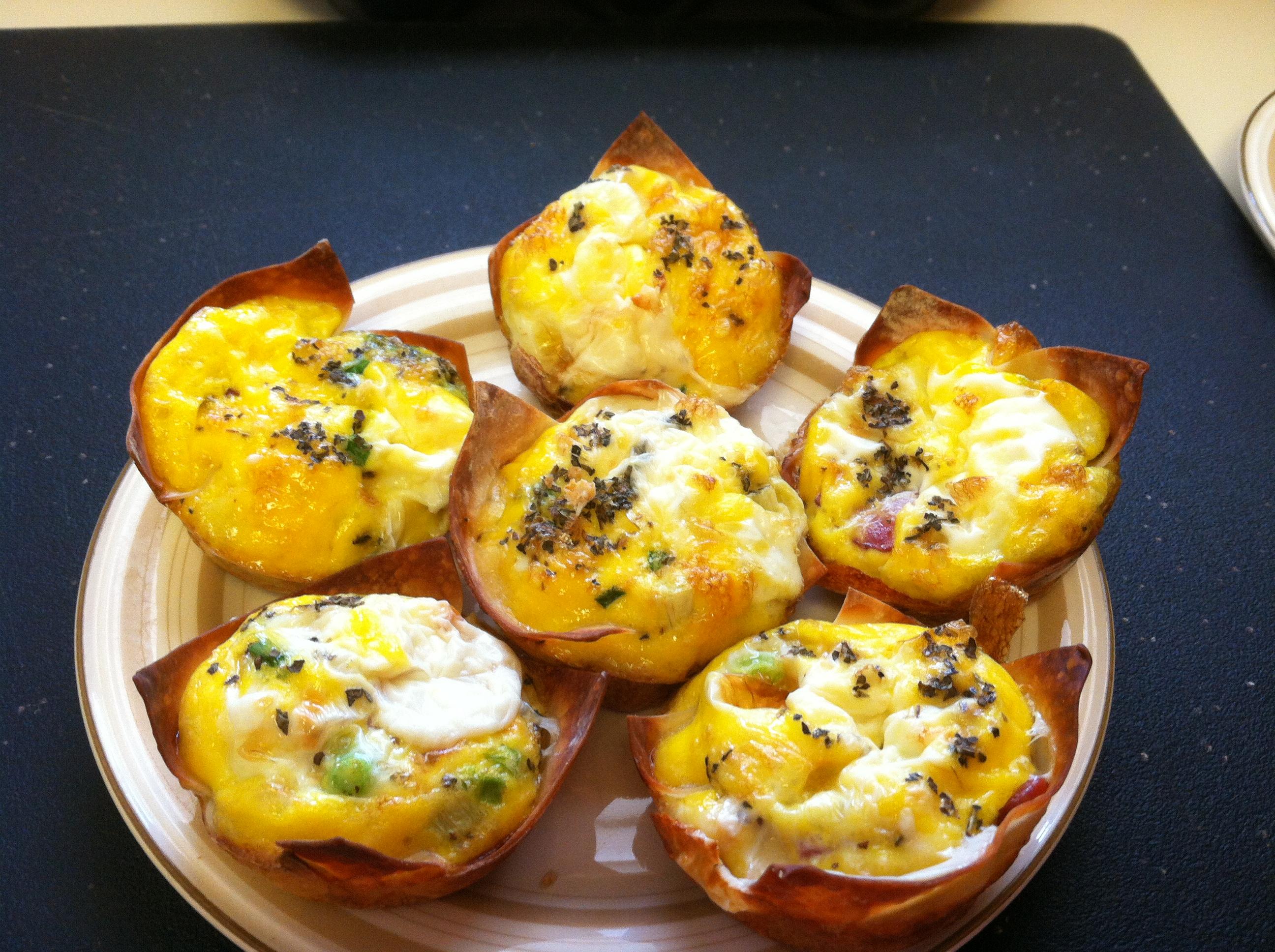 GrabNGo bacon, egg, and cheese bites in wonton wrappers for the