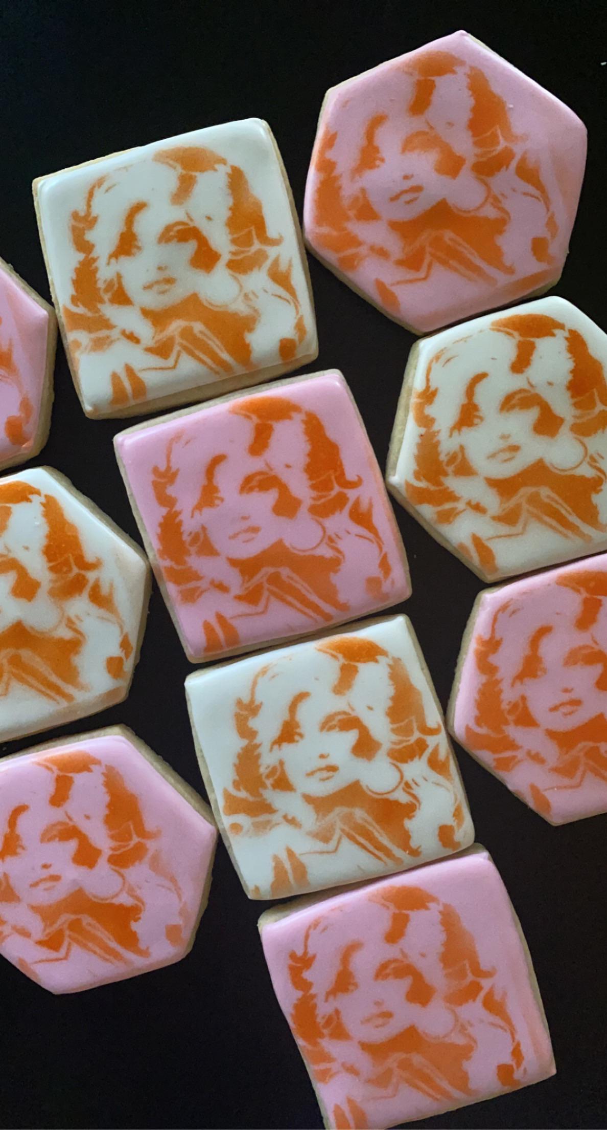 Dolly cookies for Knox Dolly fest in Knoxville, TN r/cookiedecorating