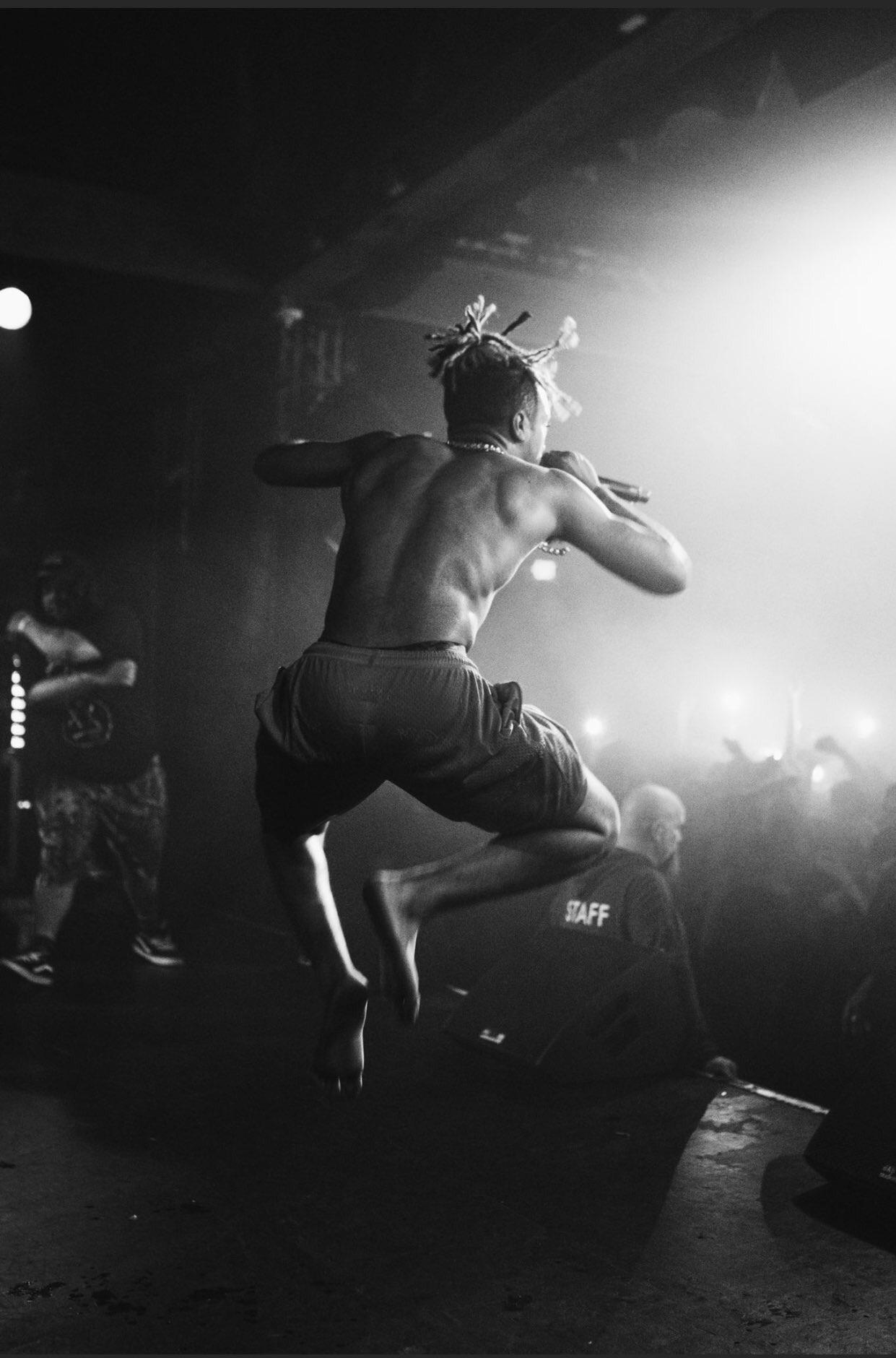 R.I.P this was a old concert, but still a good moment captured. r