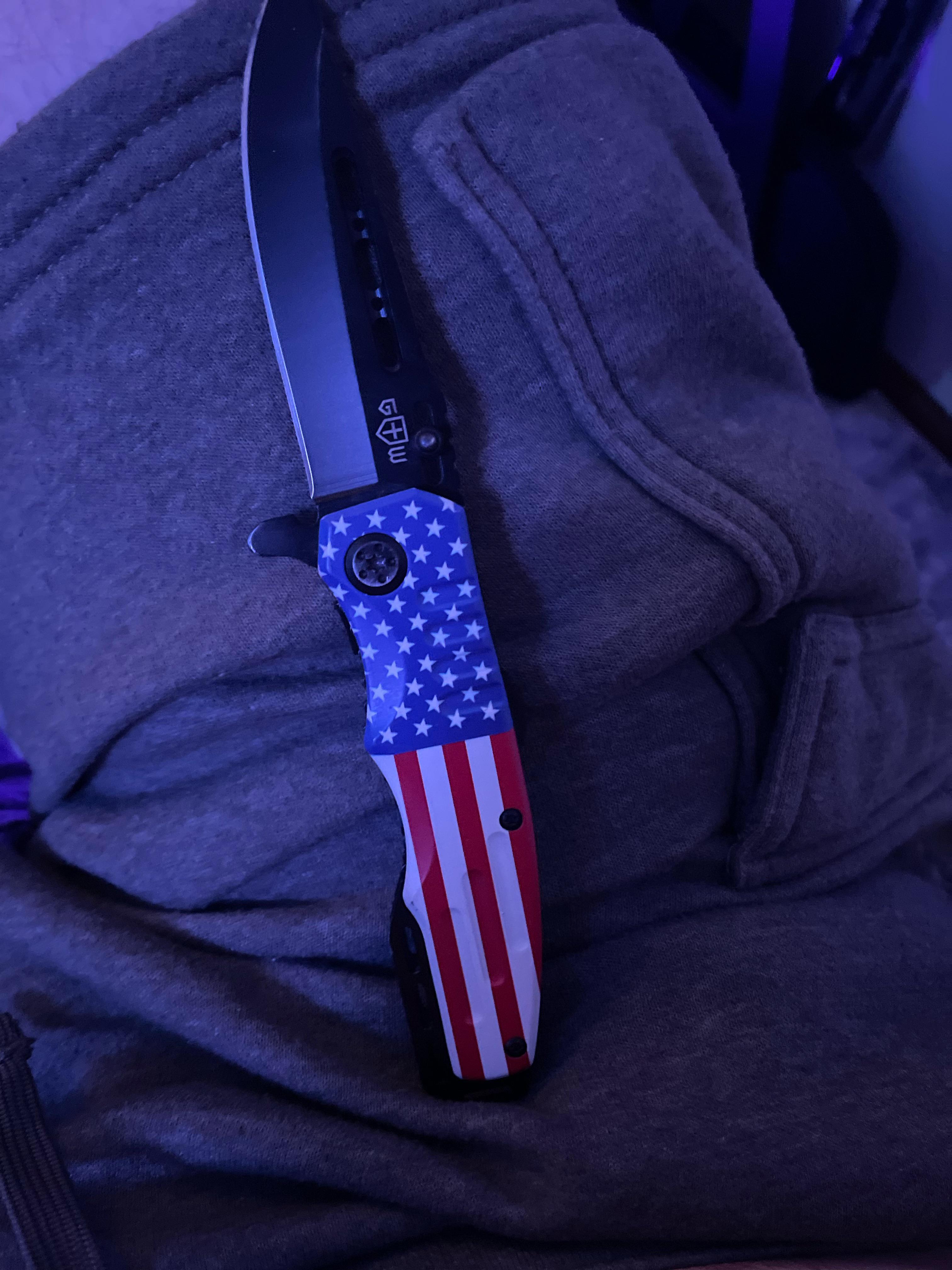 Y’all think grave man would like my knife r/HauntedMound