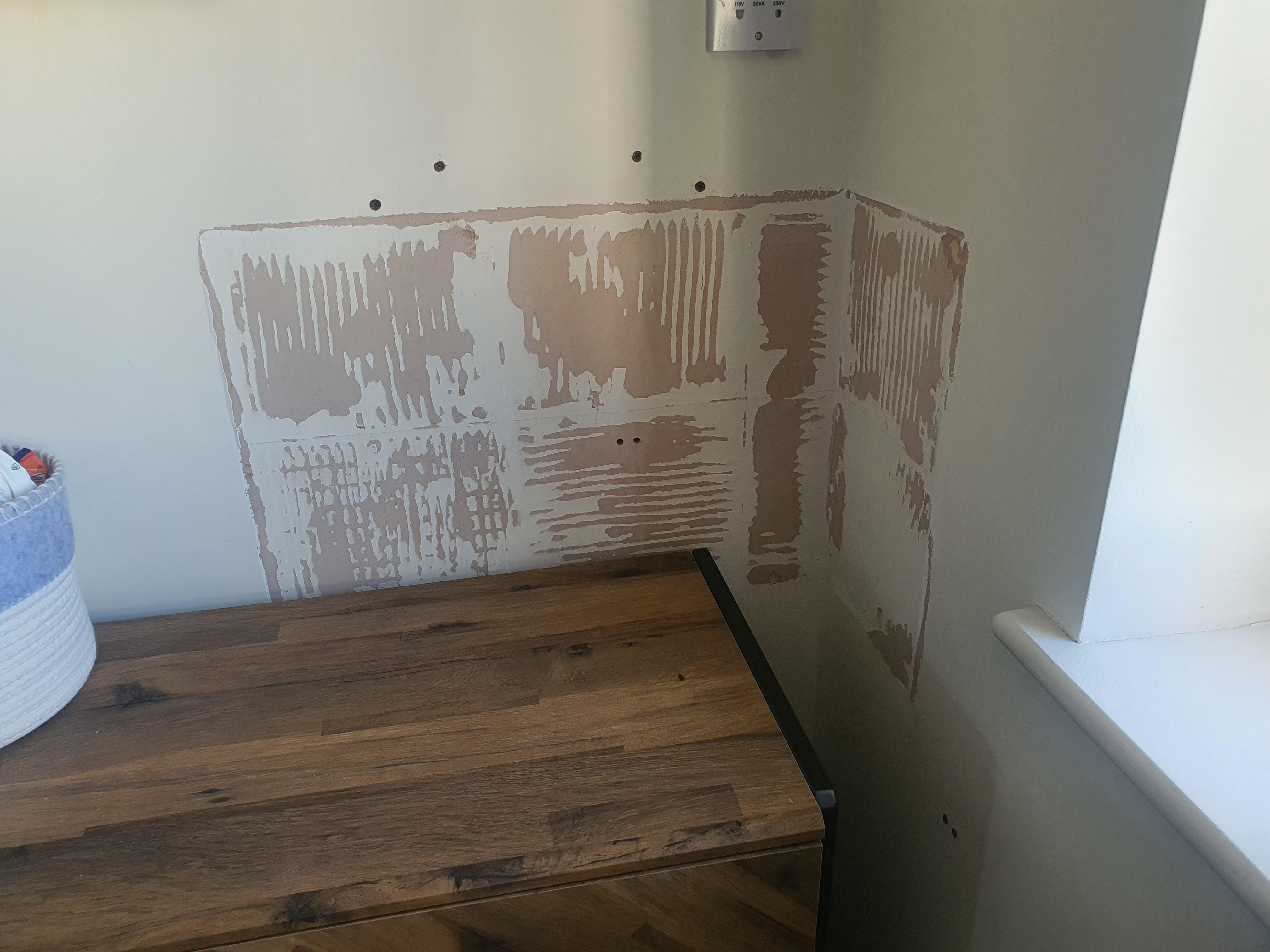 Paint over old tiles r/DIYUK