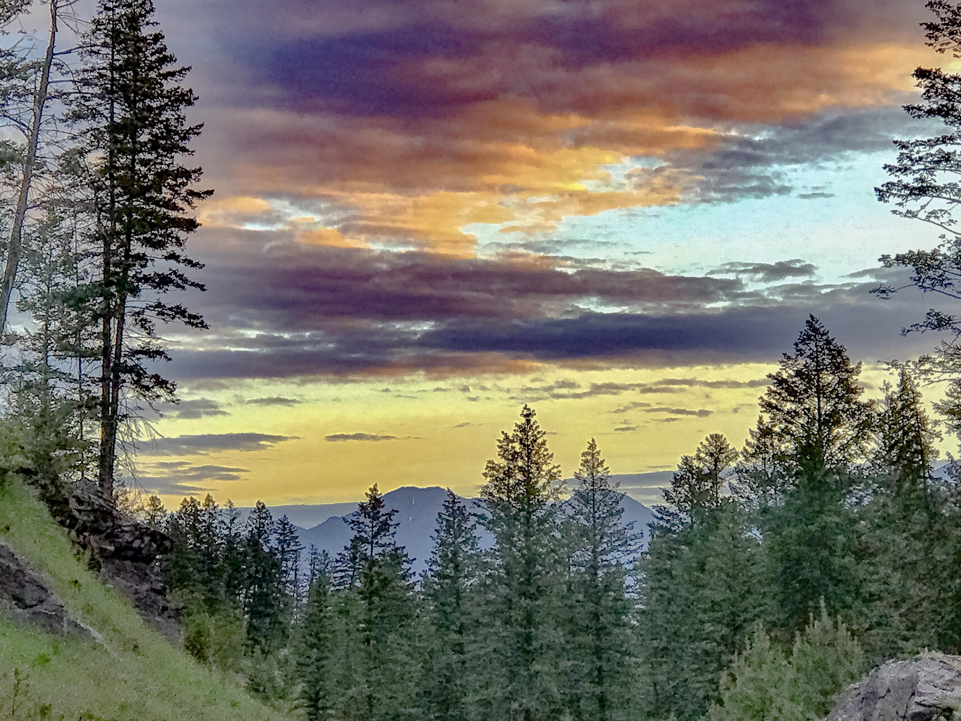 Bigfork Mt. morning sunrise 2017 [OC]. [1920x1080] r/EarthPorn