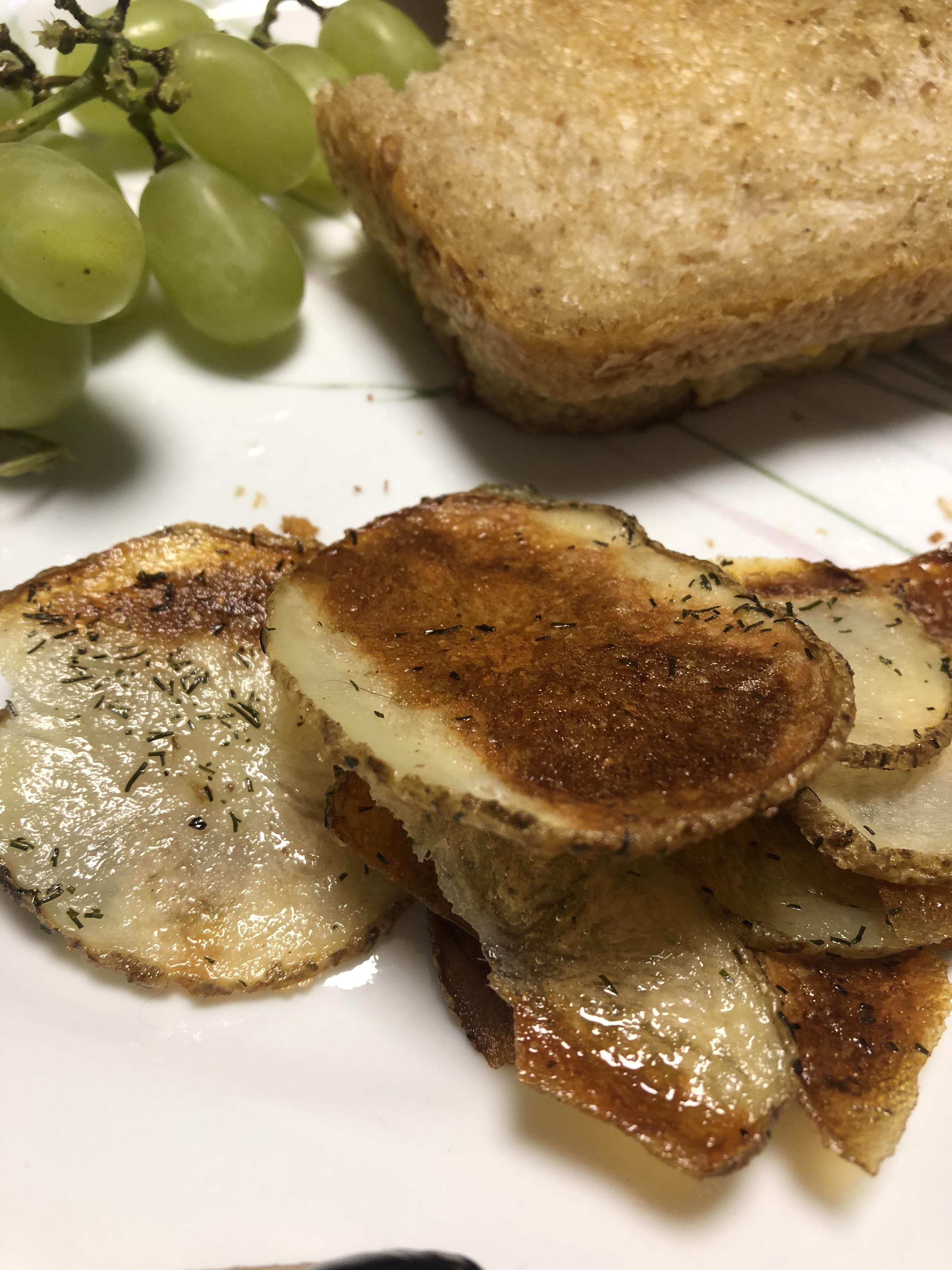 I got tired of having plain potato chips, so I made some. (Dill/vinegar