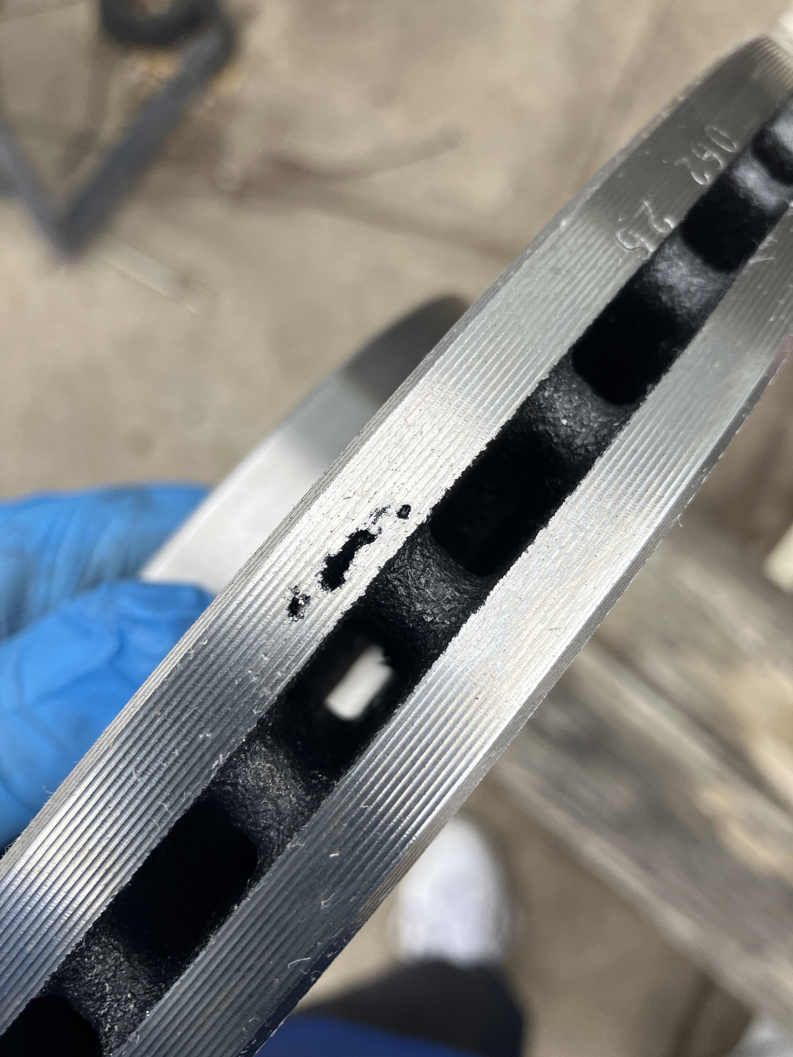 Is this casting defect too bad? Rotor r/MechanicAdvice