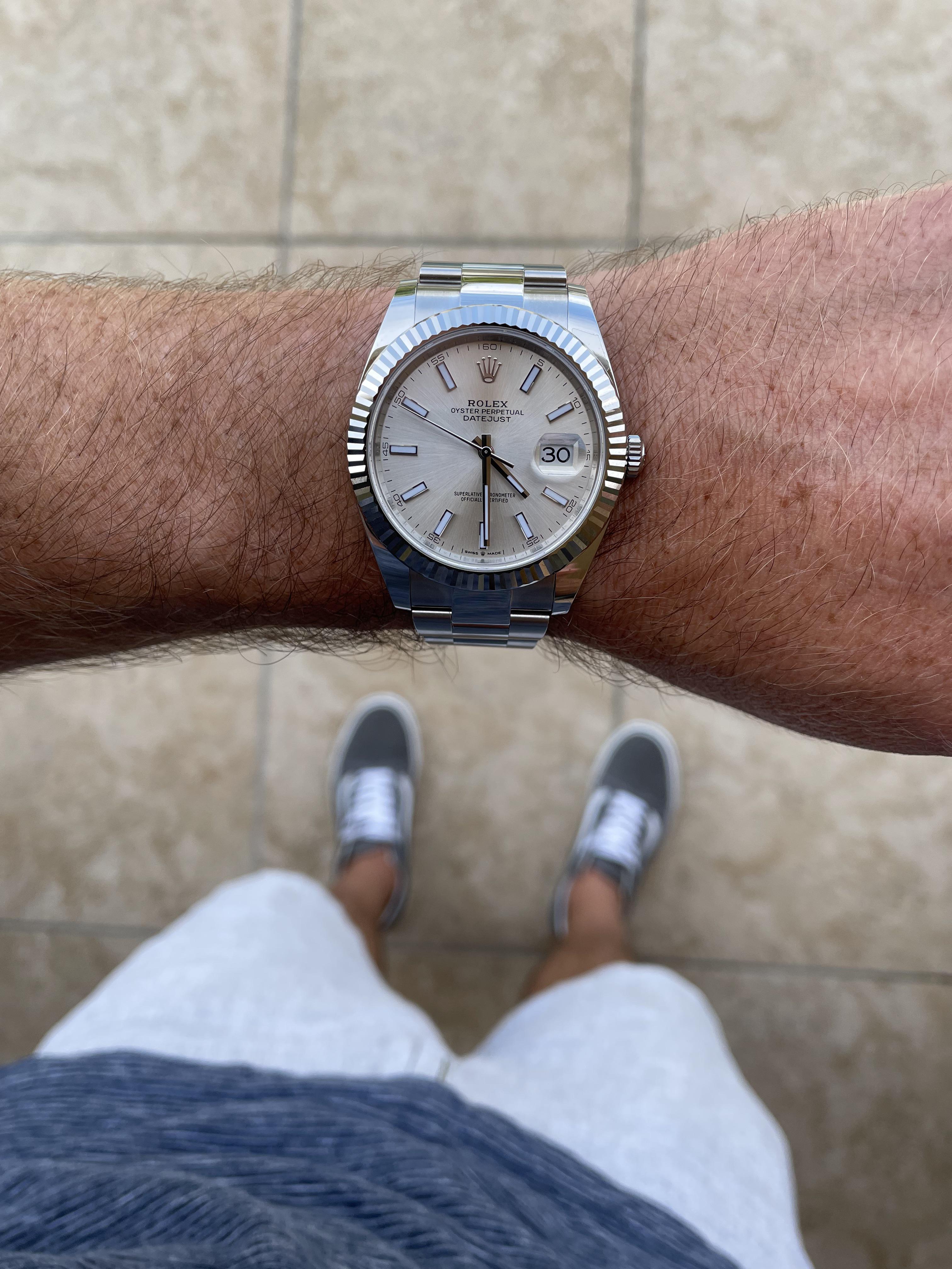 First luxury timepiece.. I’m smitten r/rolex