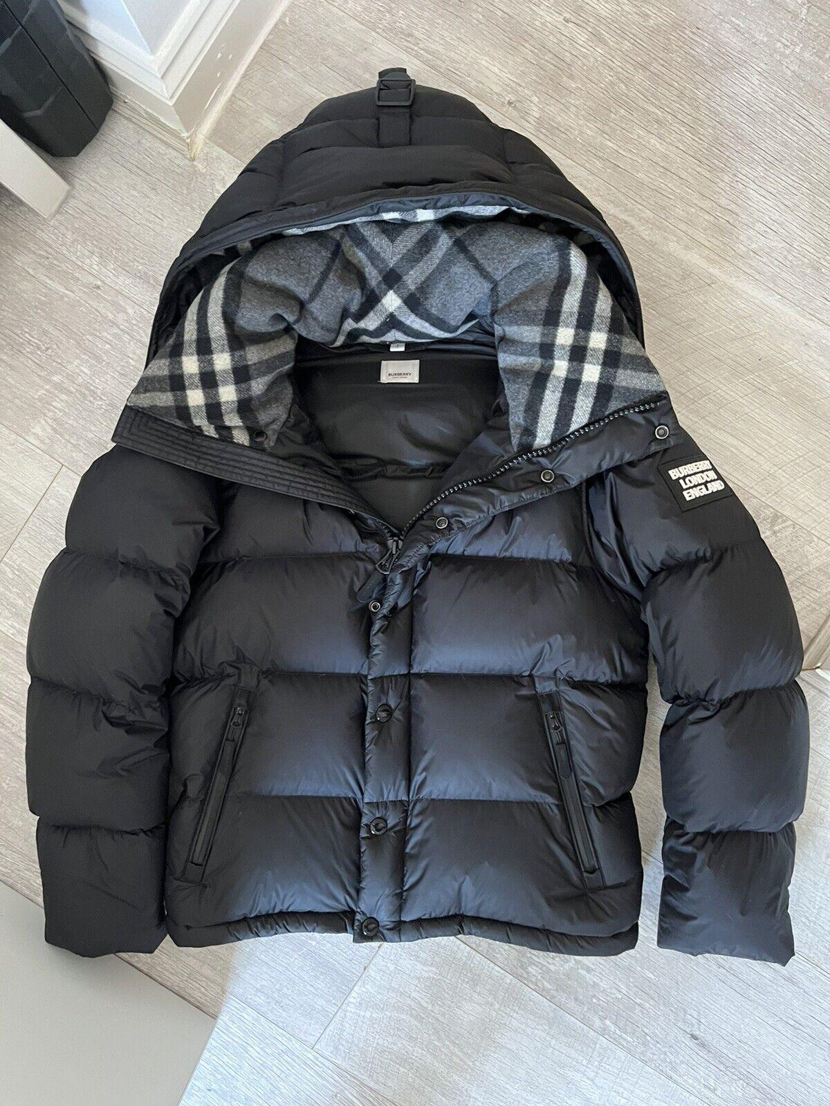 burberry puffer jacket r/Pandabuy