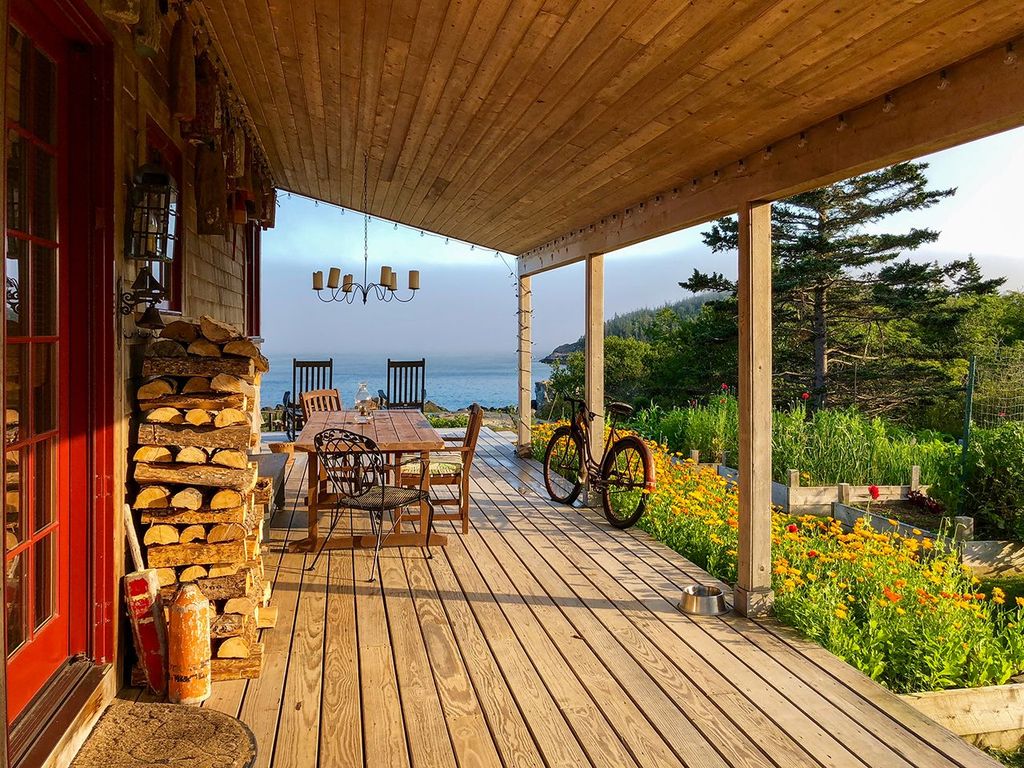 A front porch overlooking the ocean in Lubec, Maine r/CozyPlaces