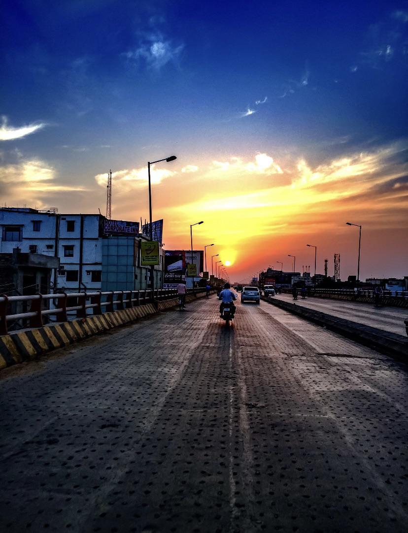 Bailey Road Flyover, Patna. What is your highest vehicle speed on this