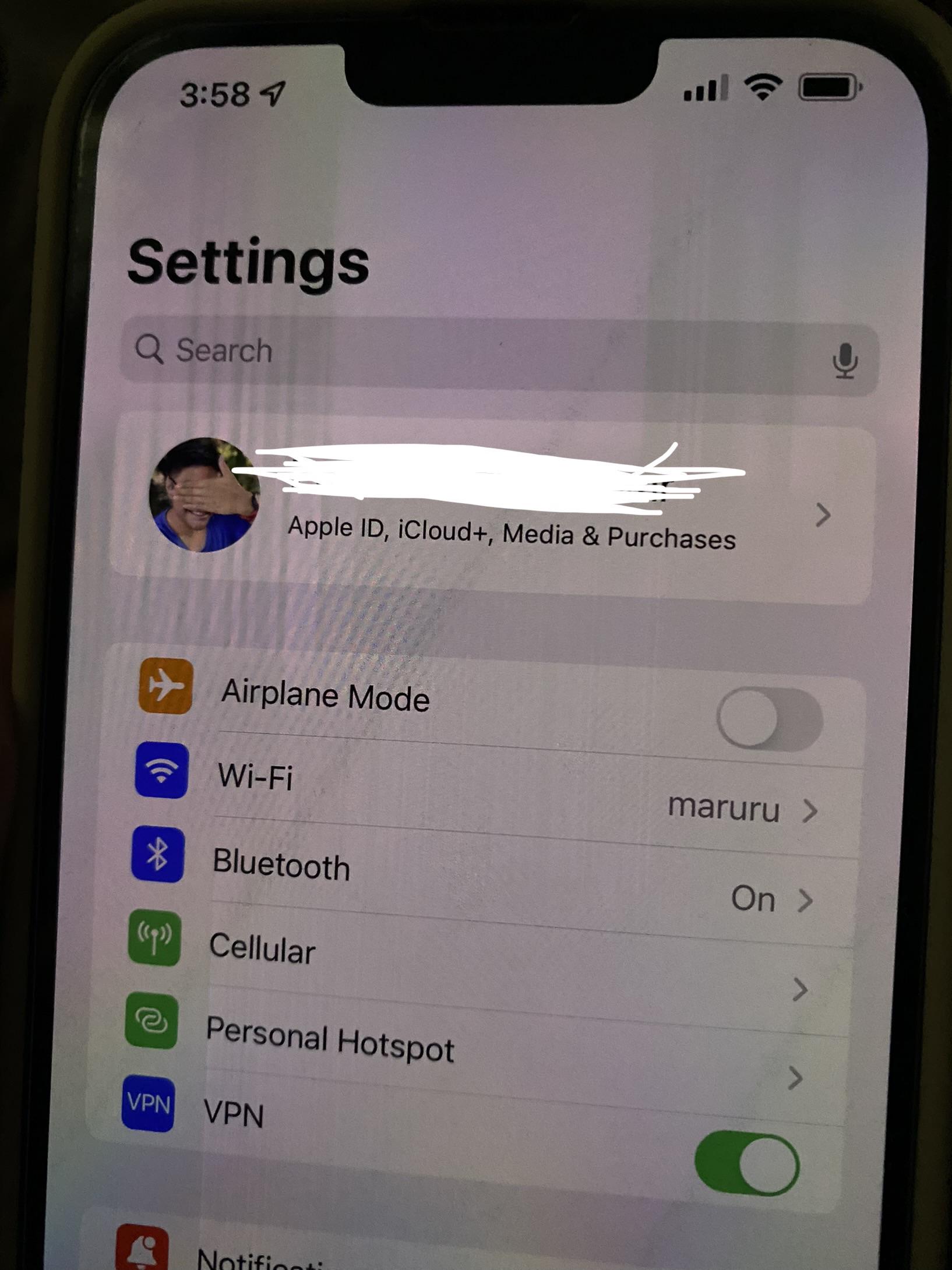iPhone 13 pro Max flicker? oled burn? only visible on low brightness