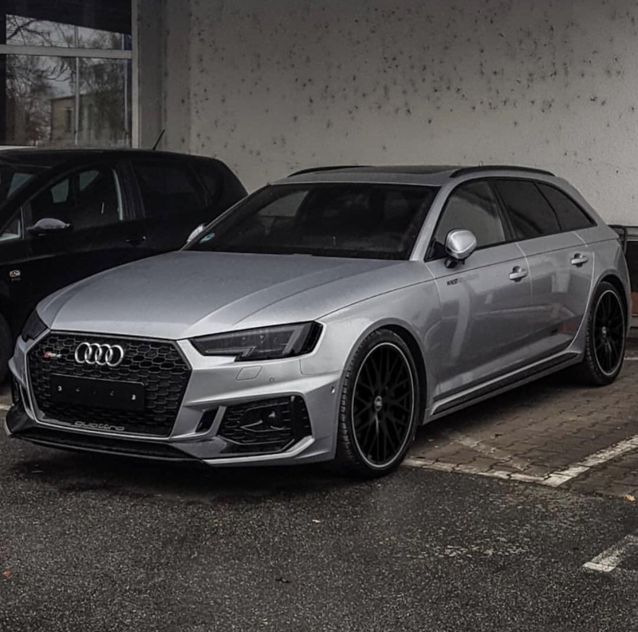 Grey RS4 Audi