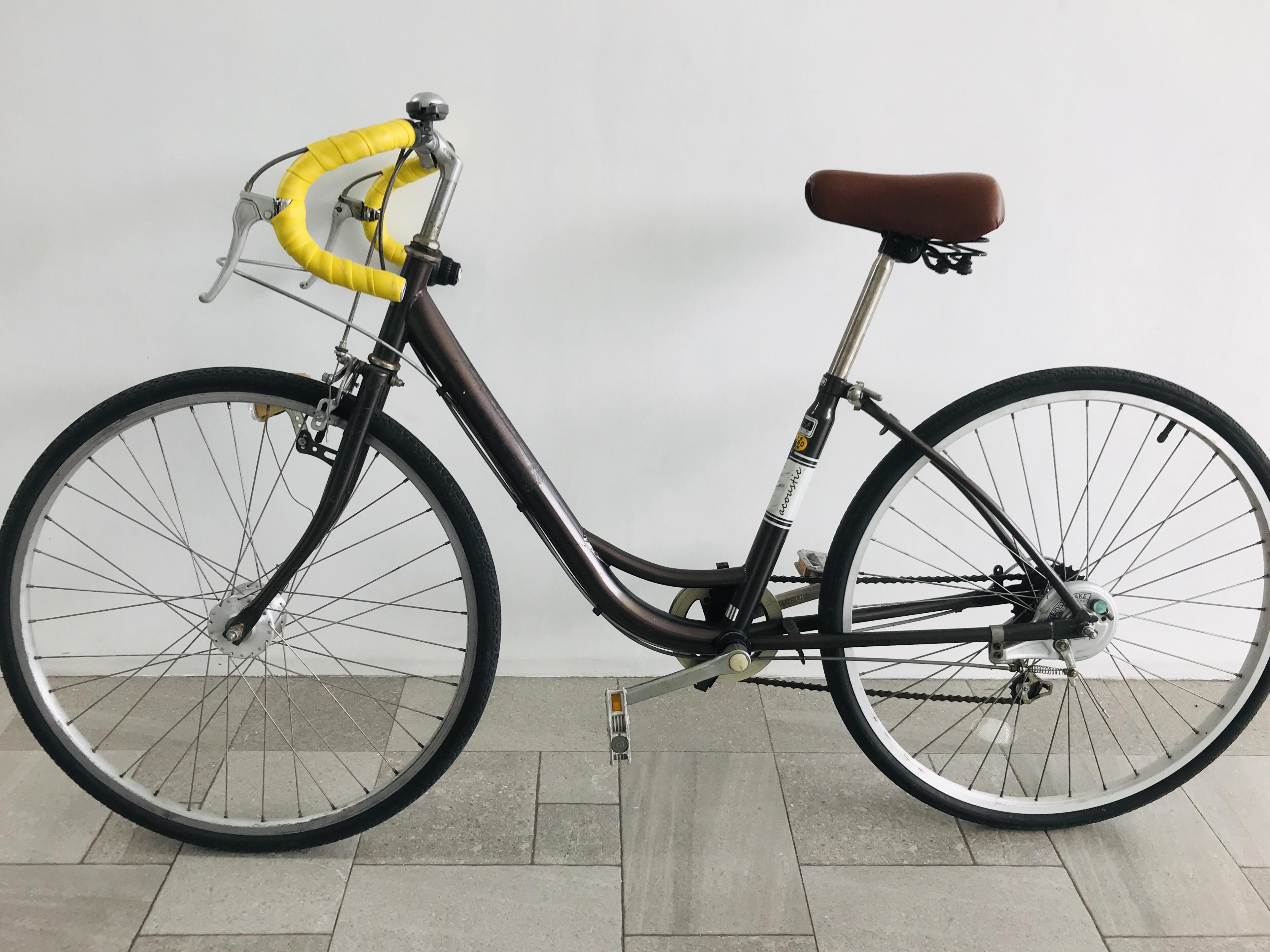 Japanese bike converted into a classical/vintagelooking roadie. Not
