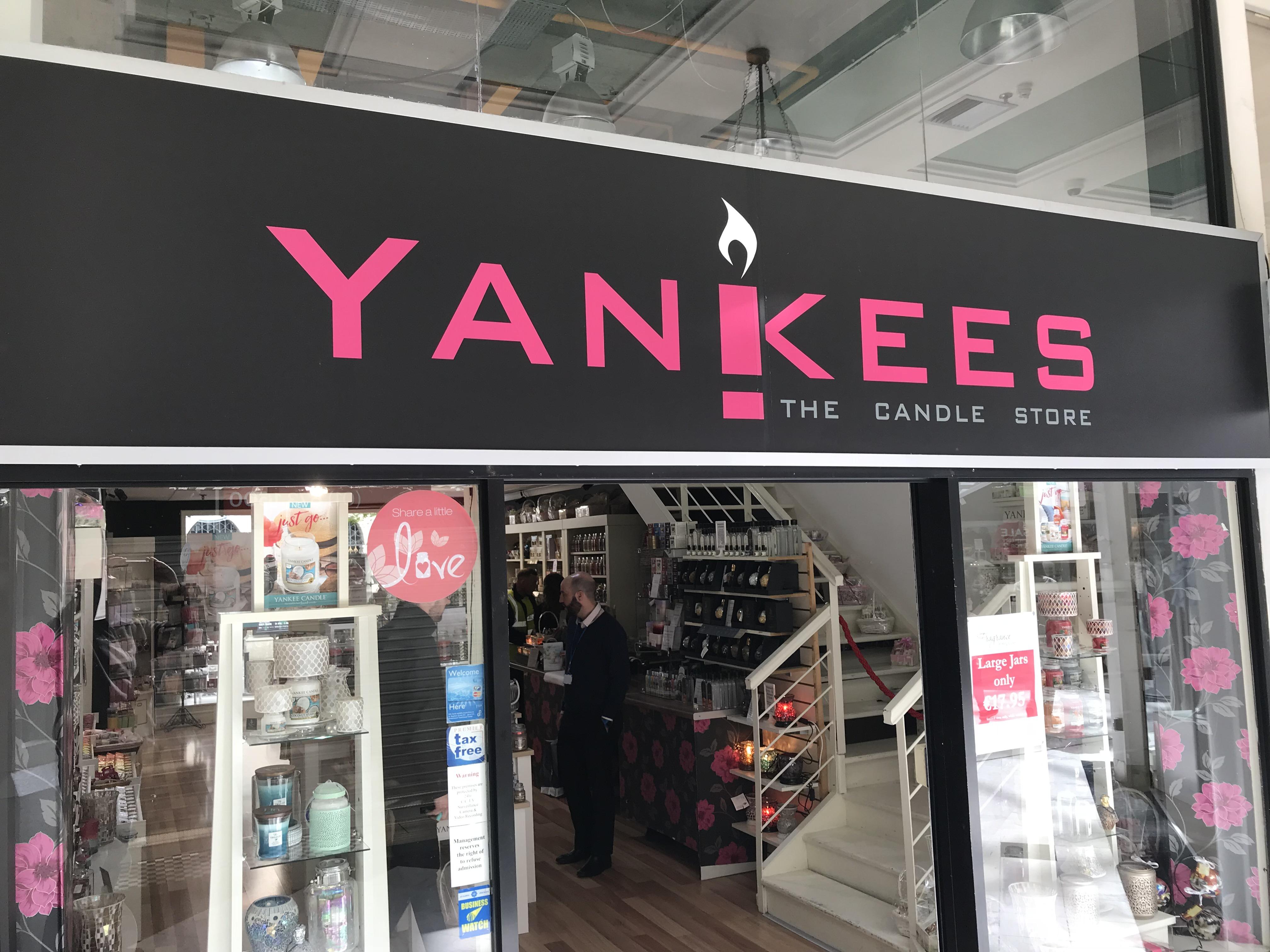 Not quite the Yankee Candle as seen in Dublin r/crappyoffbrands