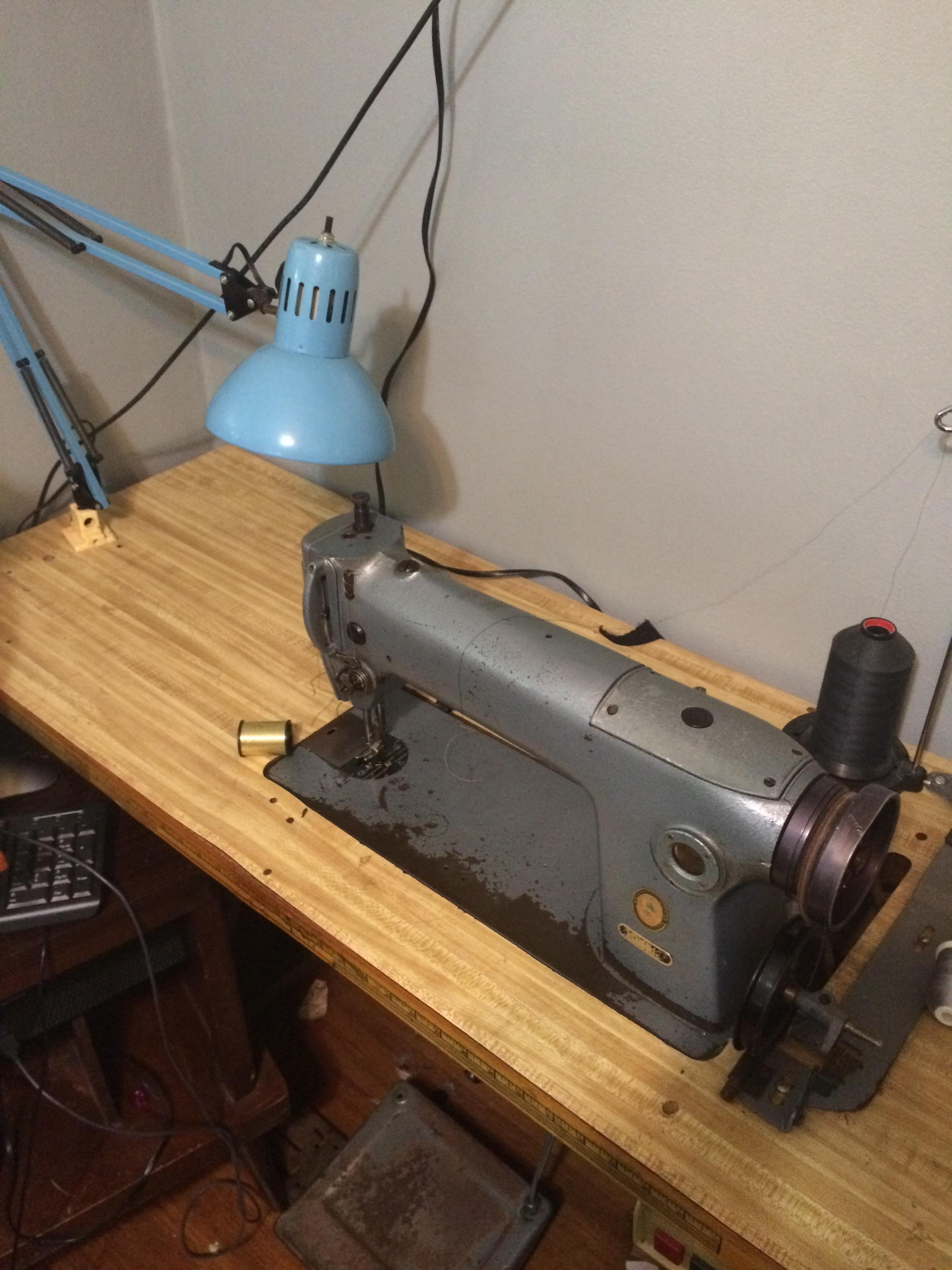 I got this upholstery sewing machine from a thrift store for 150 and