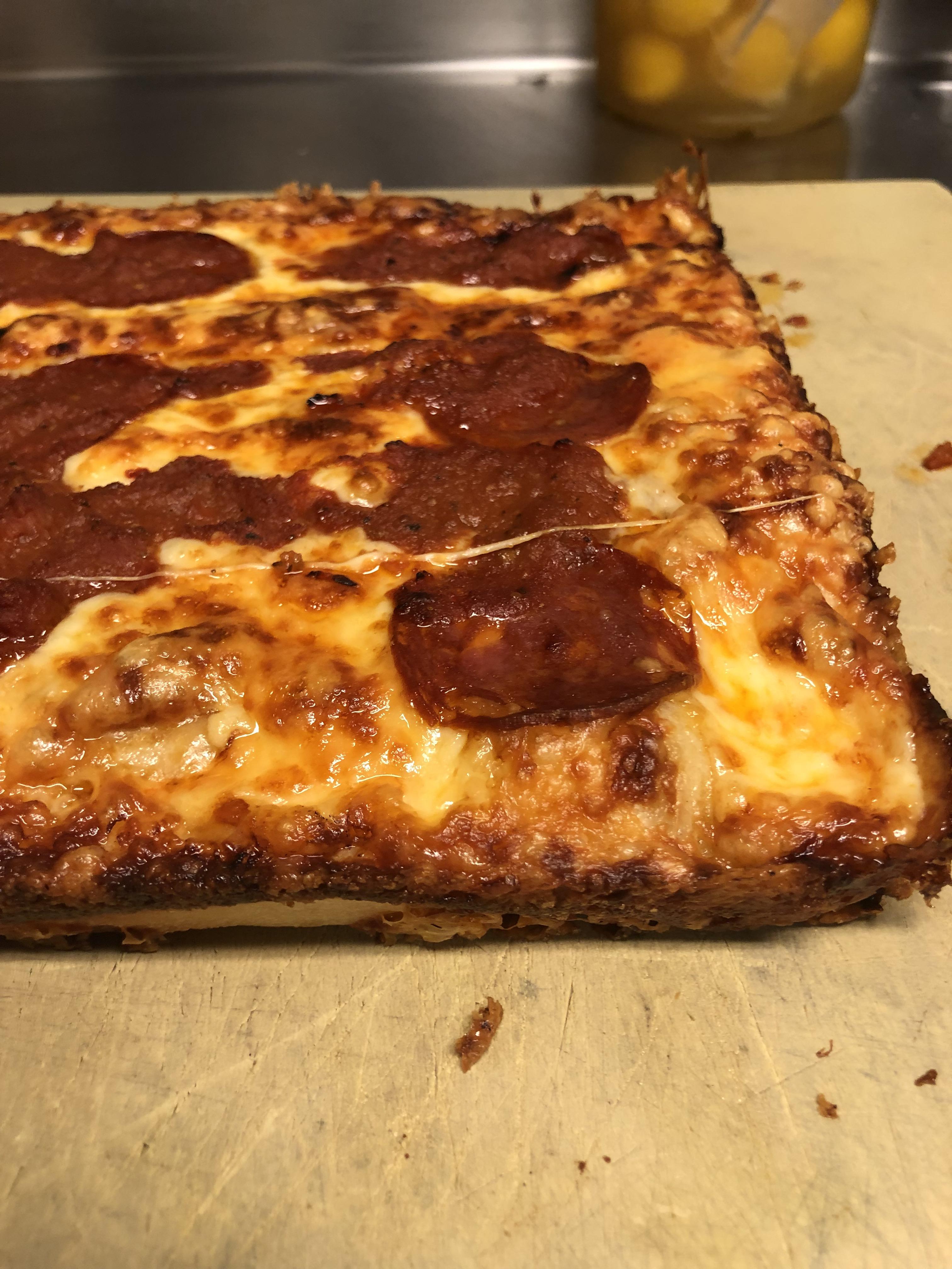I made Detroit Style Deep dish pizza today! r/Pizza