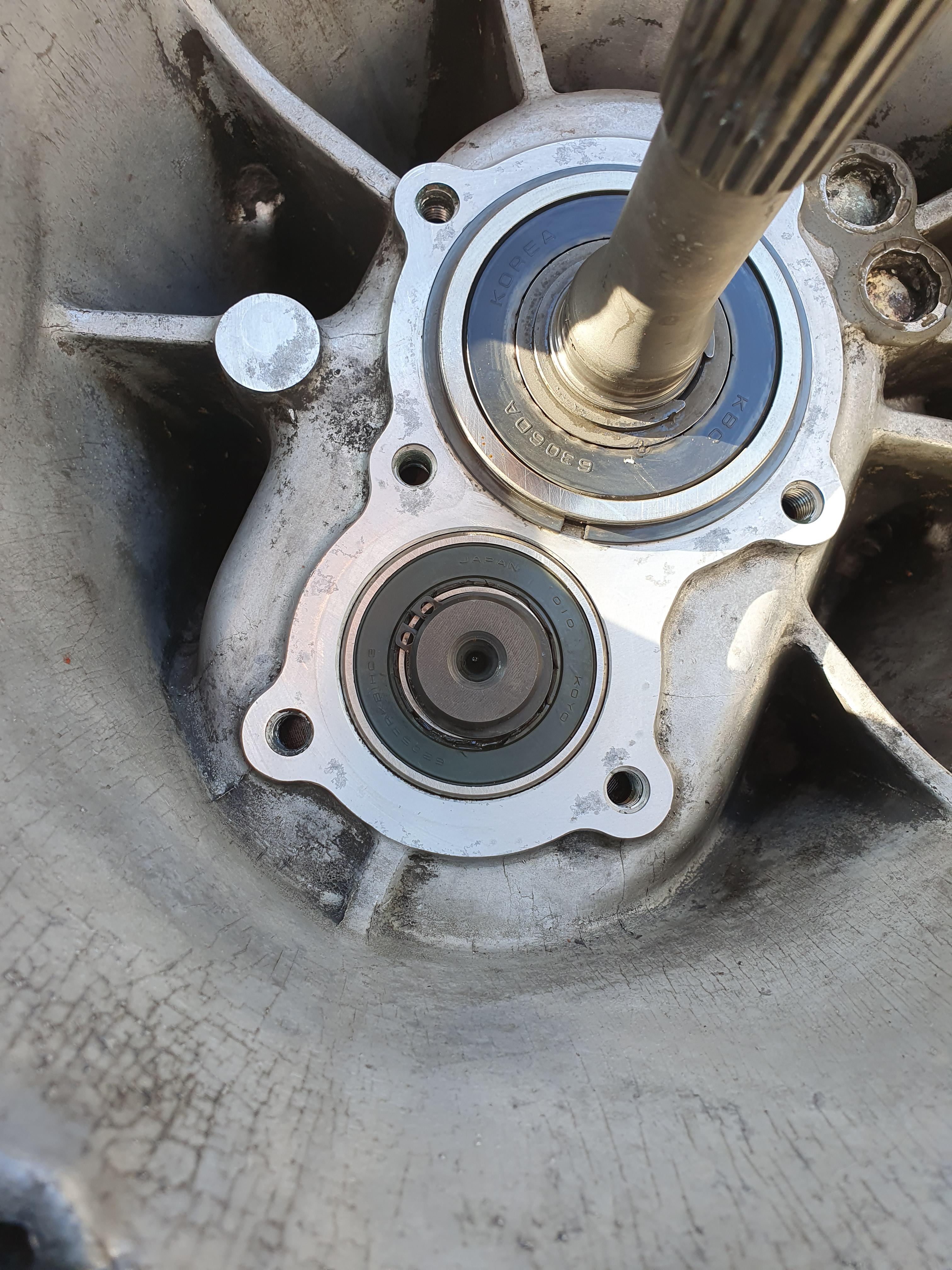 Sealed Countershaft bearing looks busted. Changing clutch and seals but